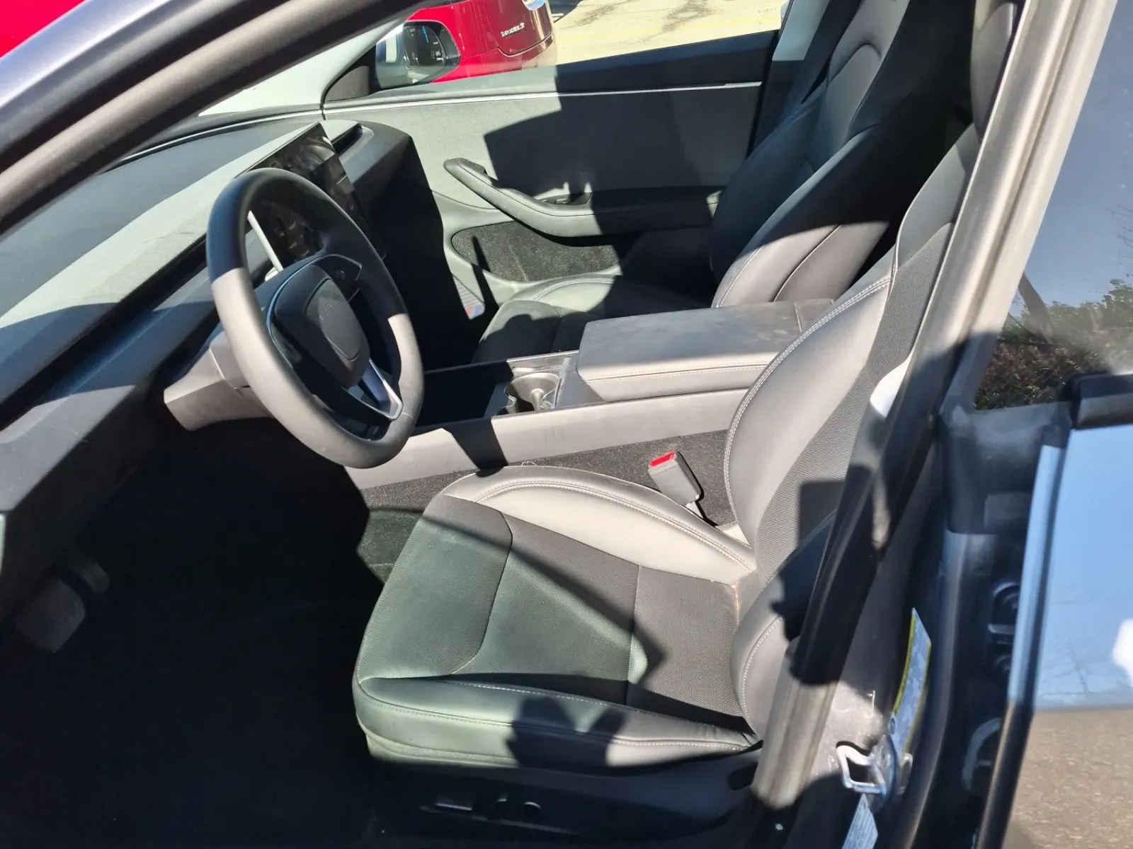 Front Interior Photo