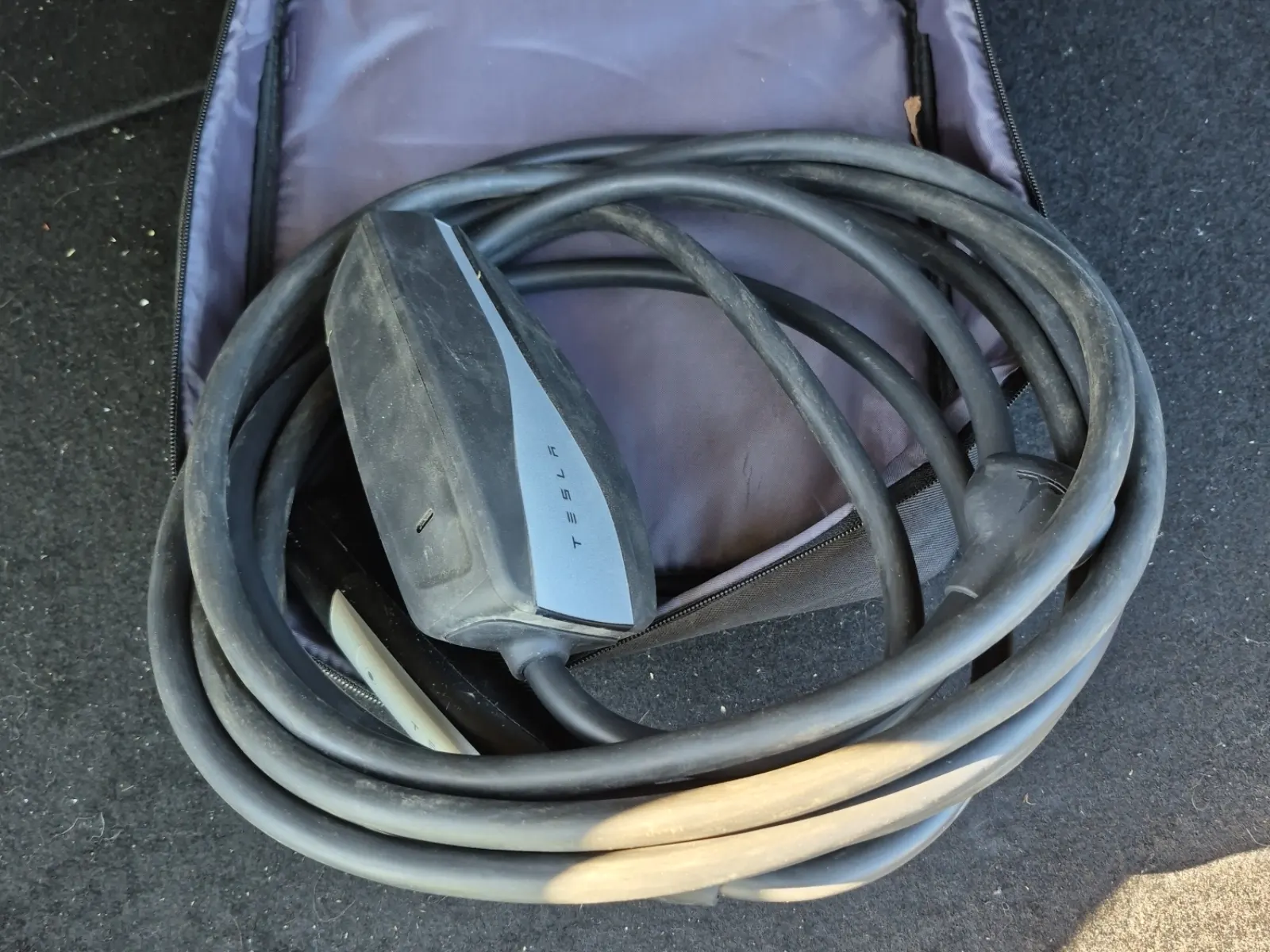 Charging Cable Photo