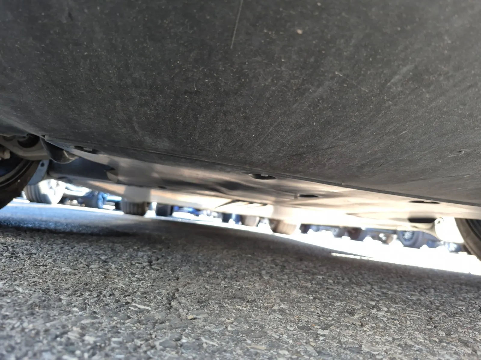 Undercarriage - Front Photo