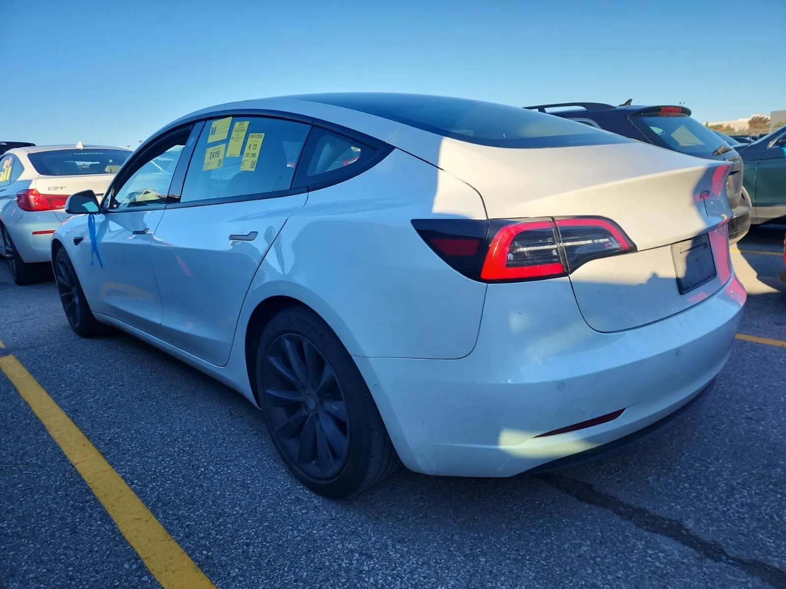 Driver Rear 3/4 Photo