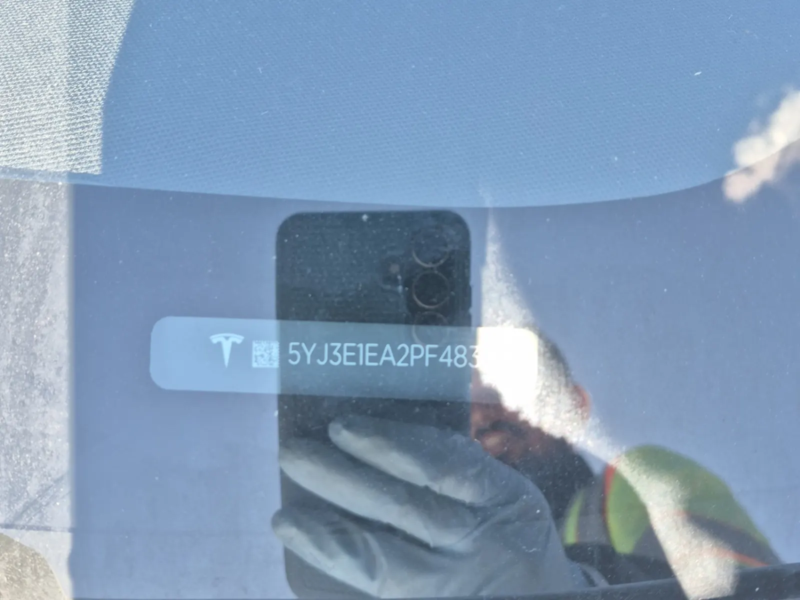 Dash VIN Plate Photo