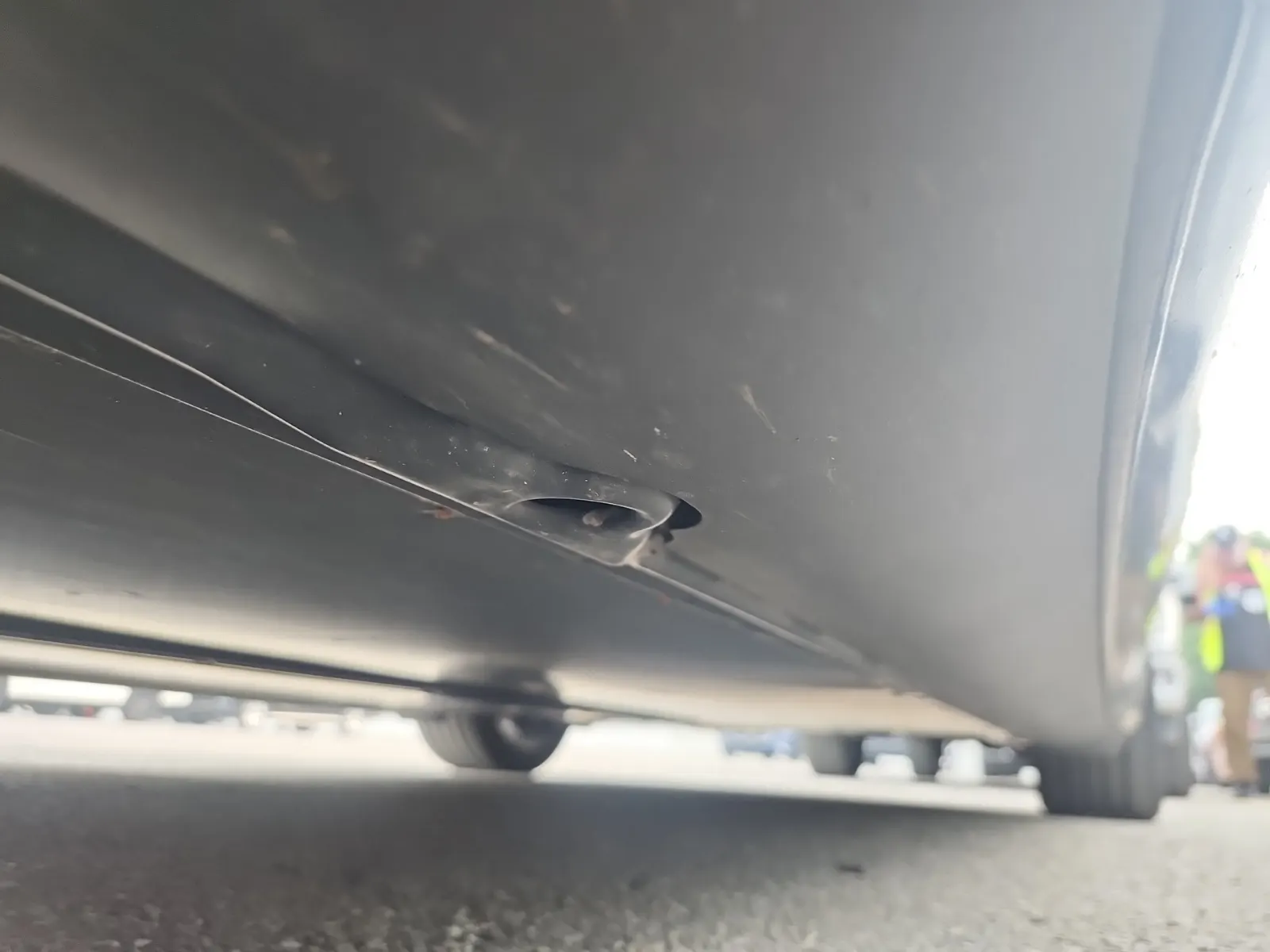 Undercarriage - Driver Photo