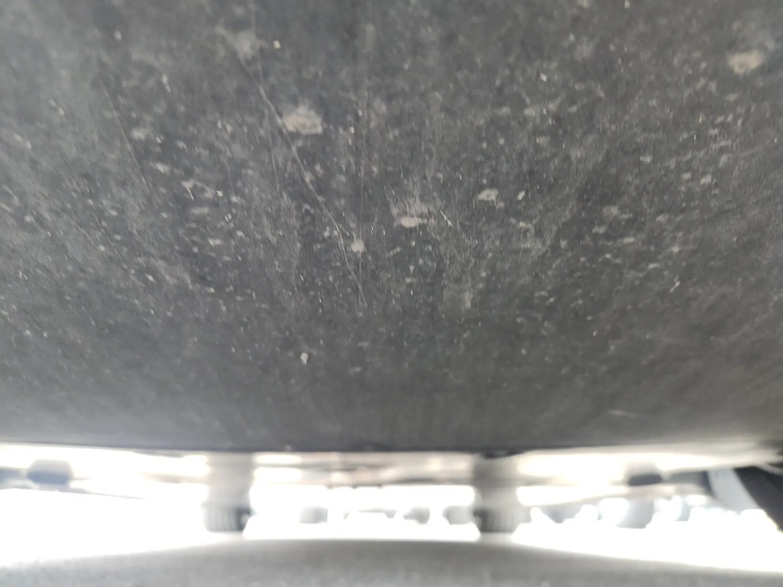 Undercarriage - Front Photo