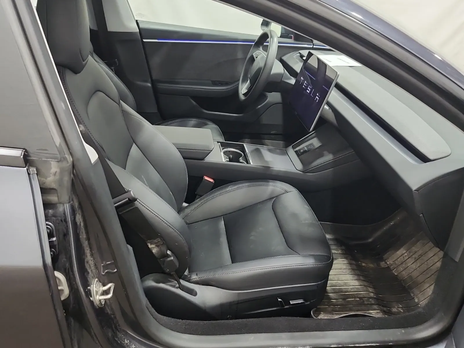 Right Side Interior Photo