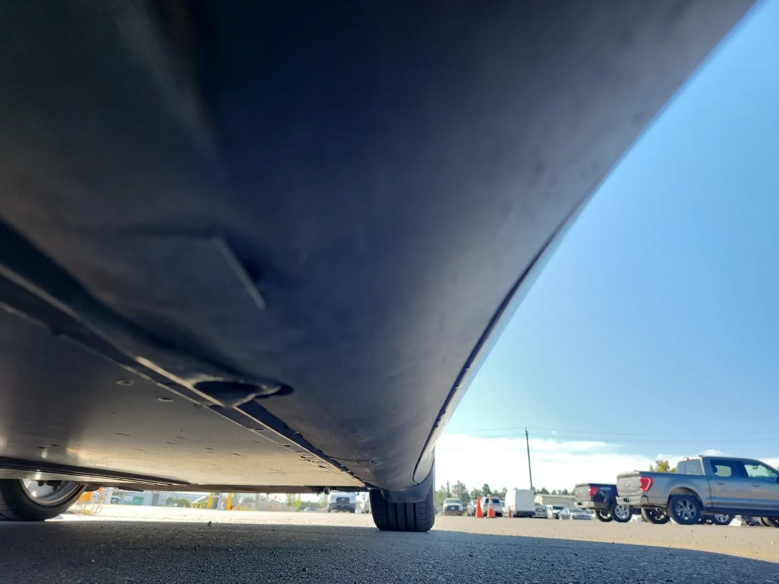 Undercarriage - Passenger Photo