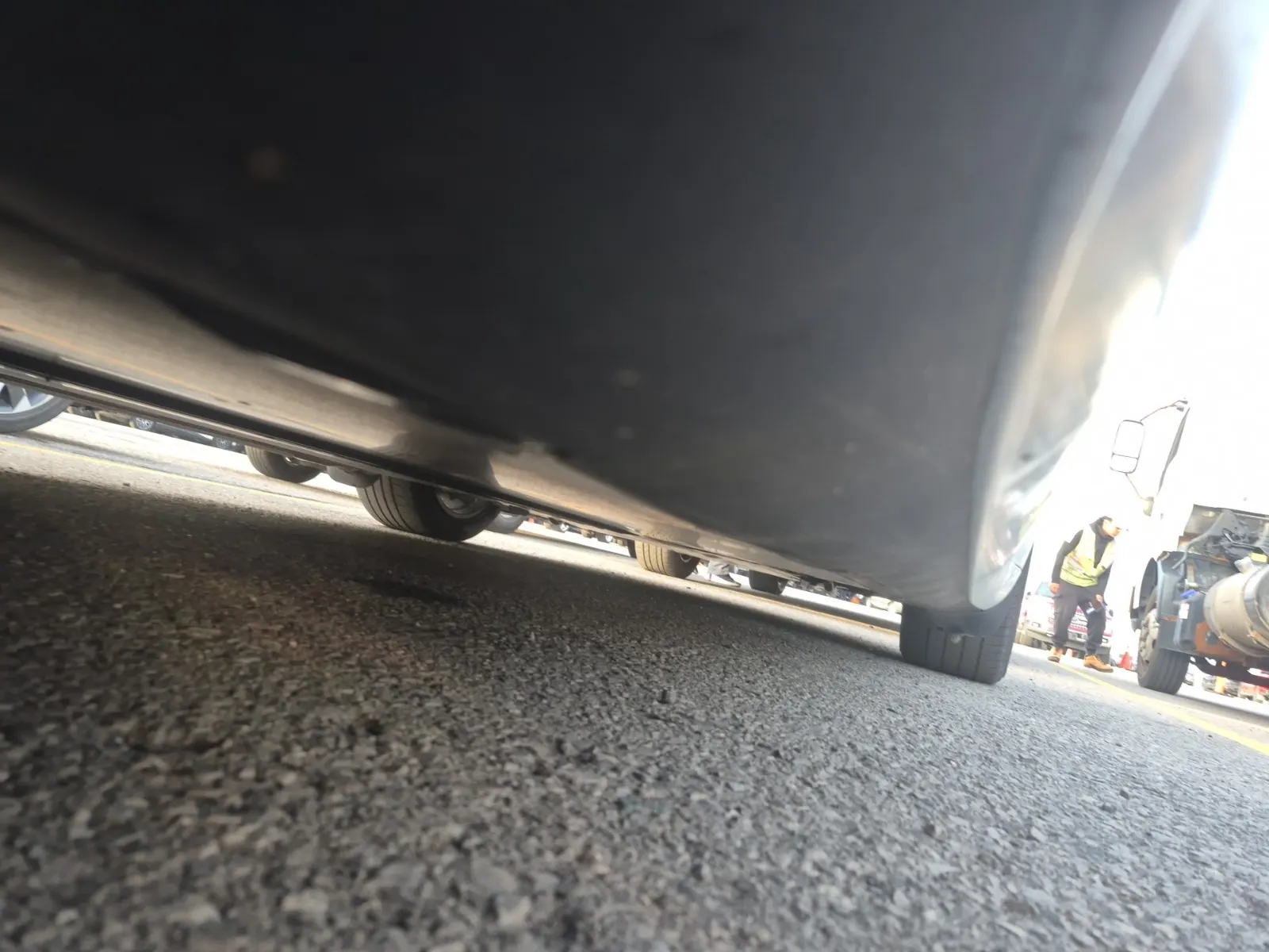 Undercarriage - Passenger Photo