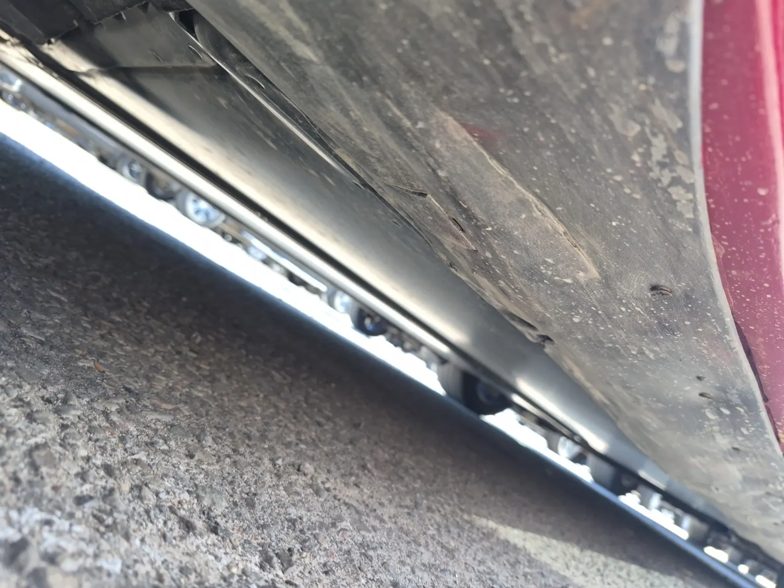 Undercarriage - Passenger Photo