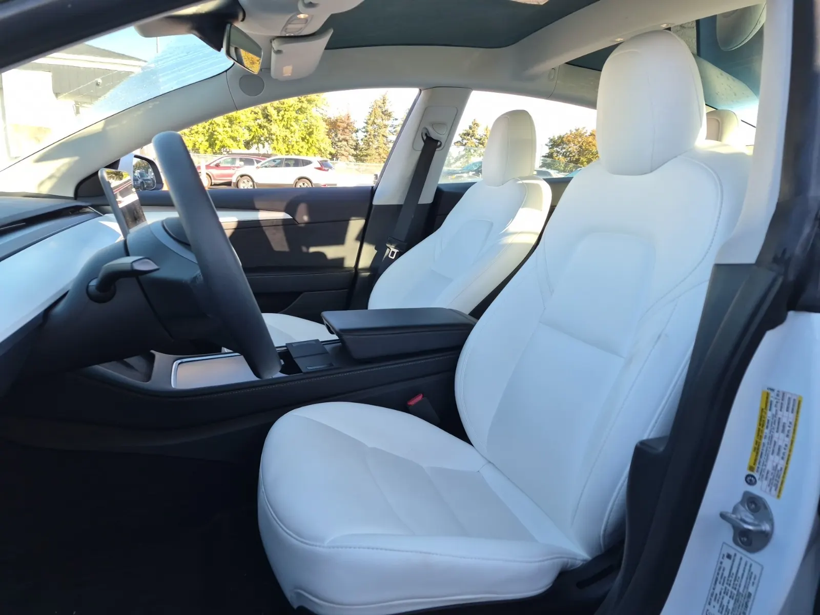 Front Interior Photo