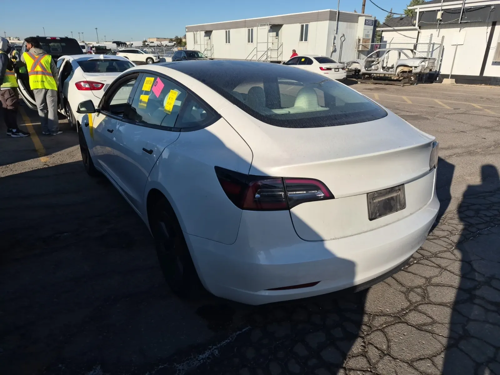 Driver Rear 3/4 Photo