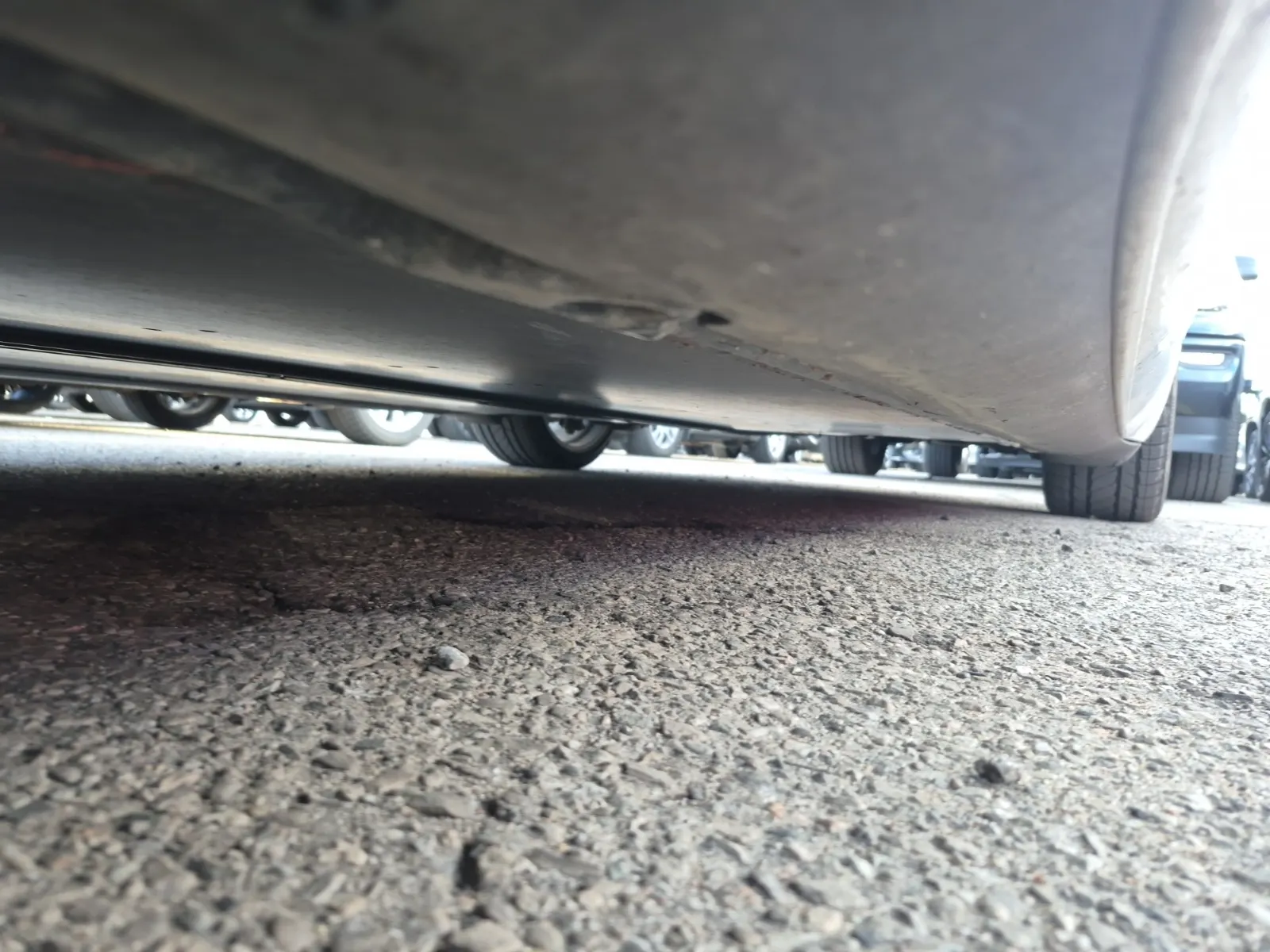 Undercarriage - Driver Photo