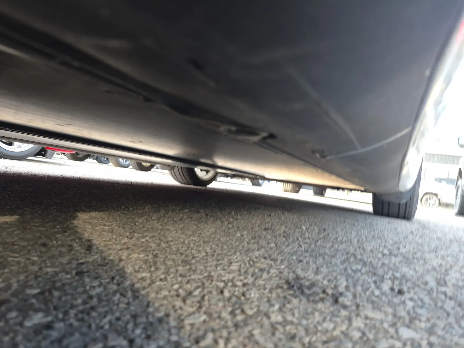 Undercarriage - Passenger Photo