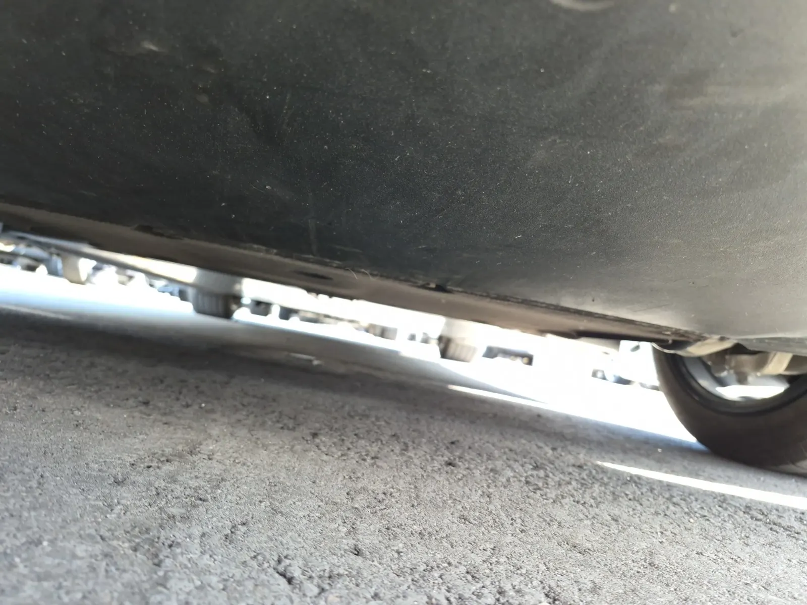 Undercarriage - Front Photo