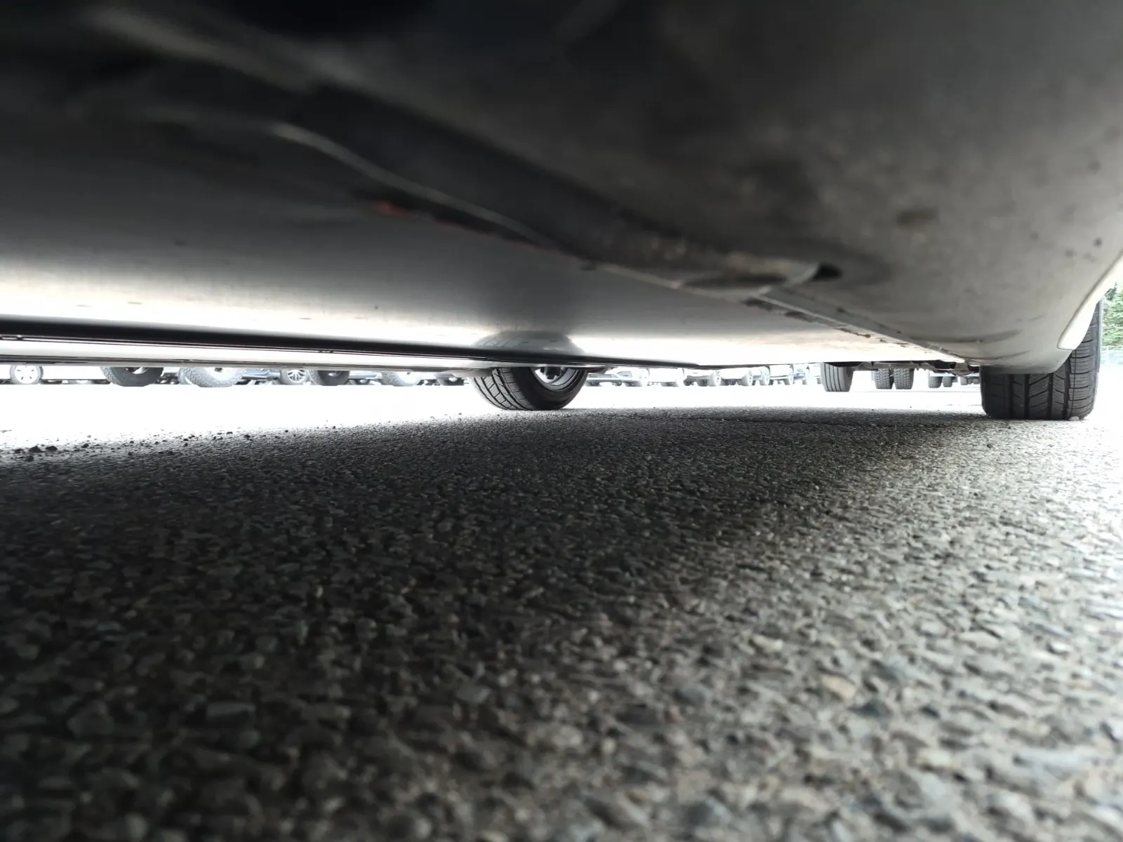Undercarriage - Driver Photo