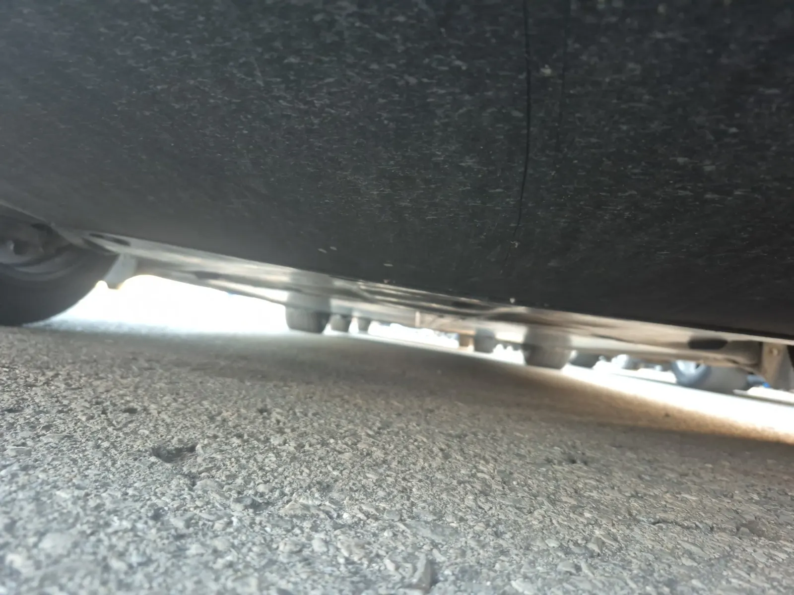 Undercarriage - Front Photo