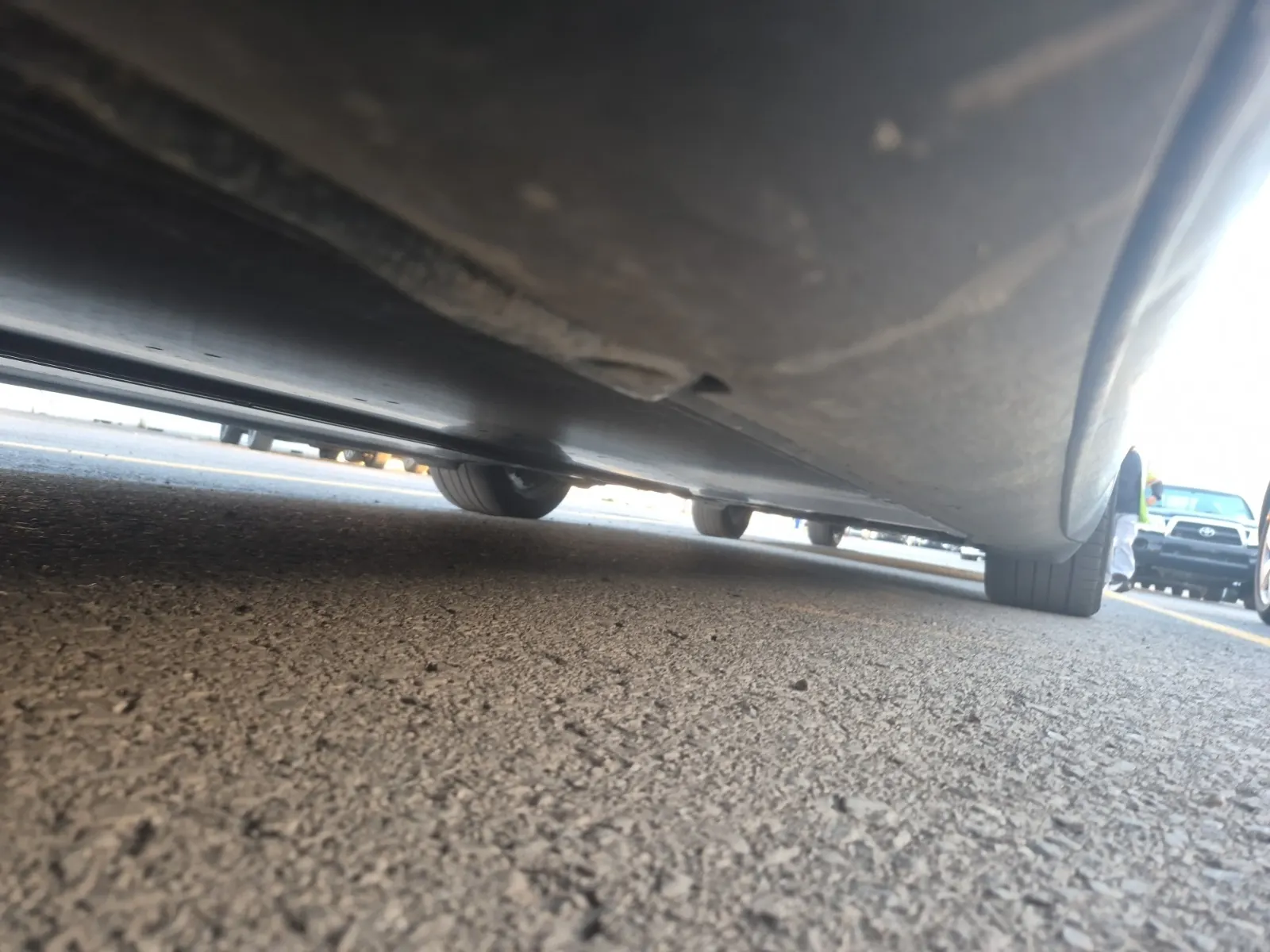 Undercarriage - Driver Photo