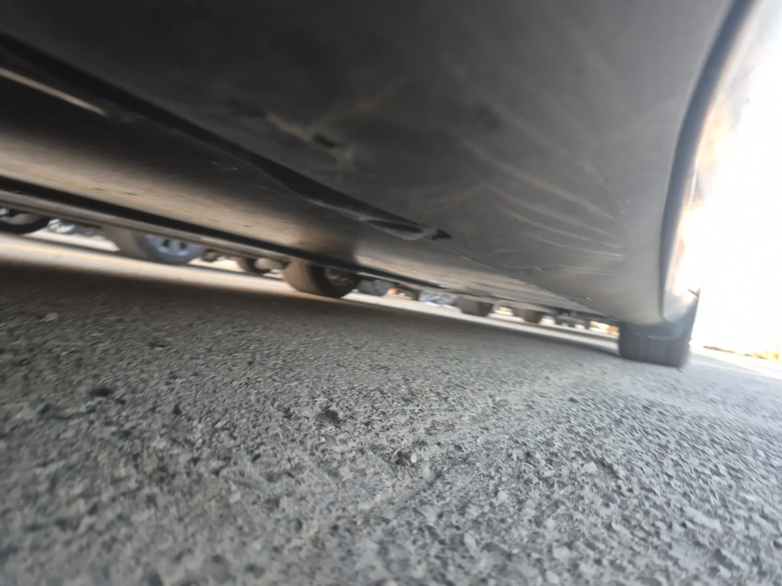 Undercarriage - Passenger Photo