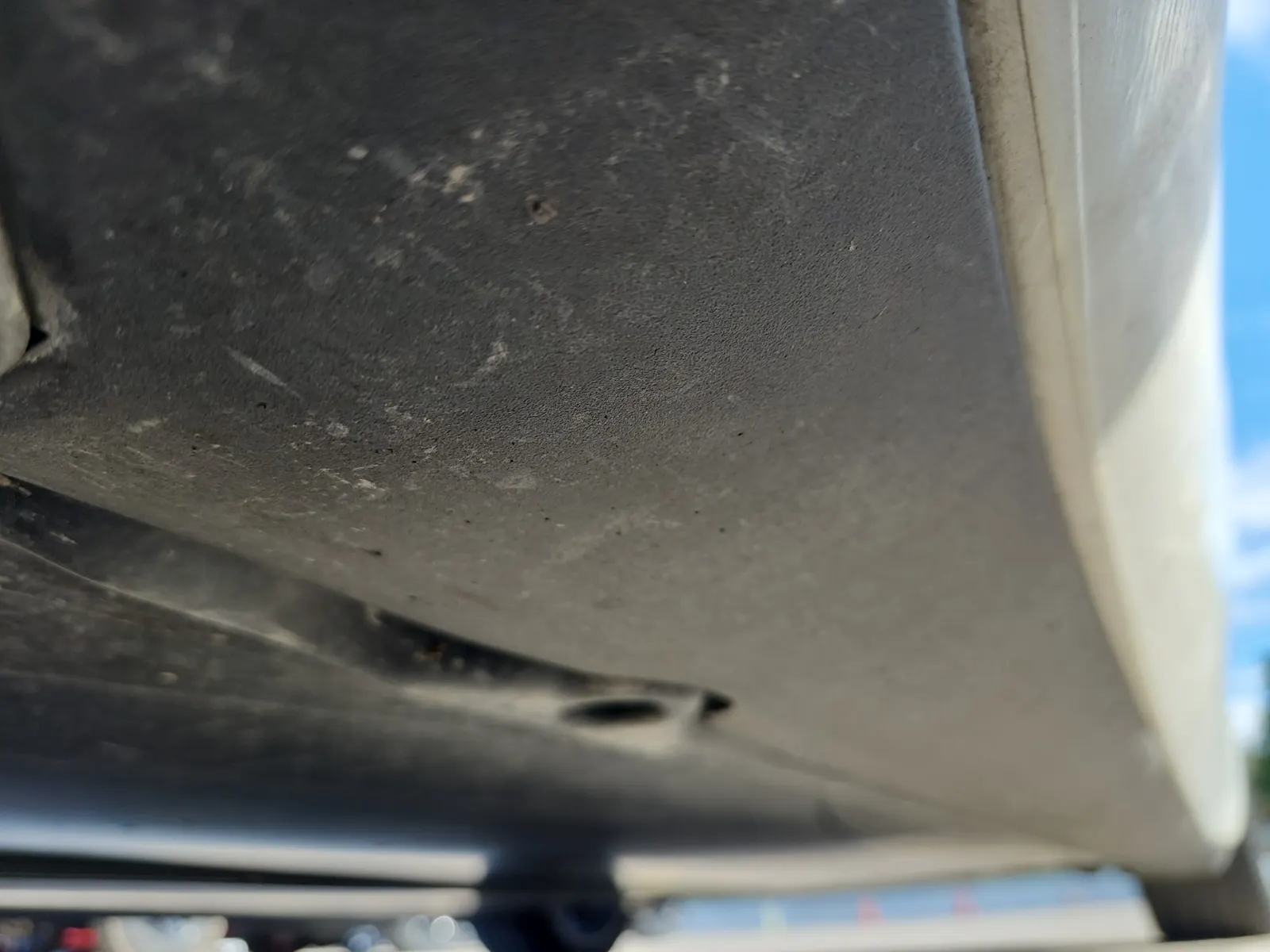 Undercarriage - Driver Photo