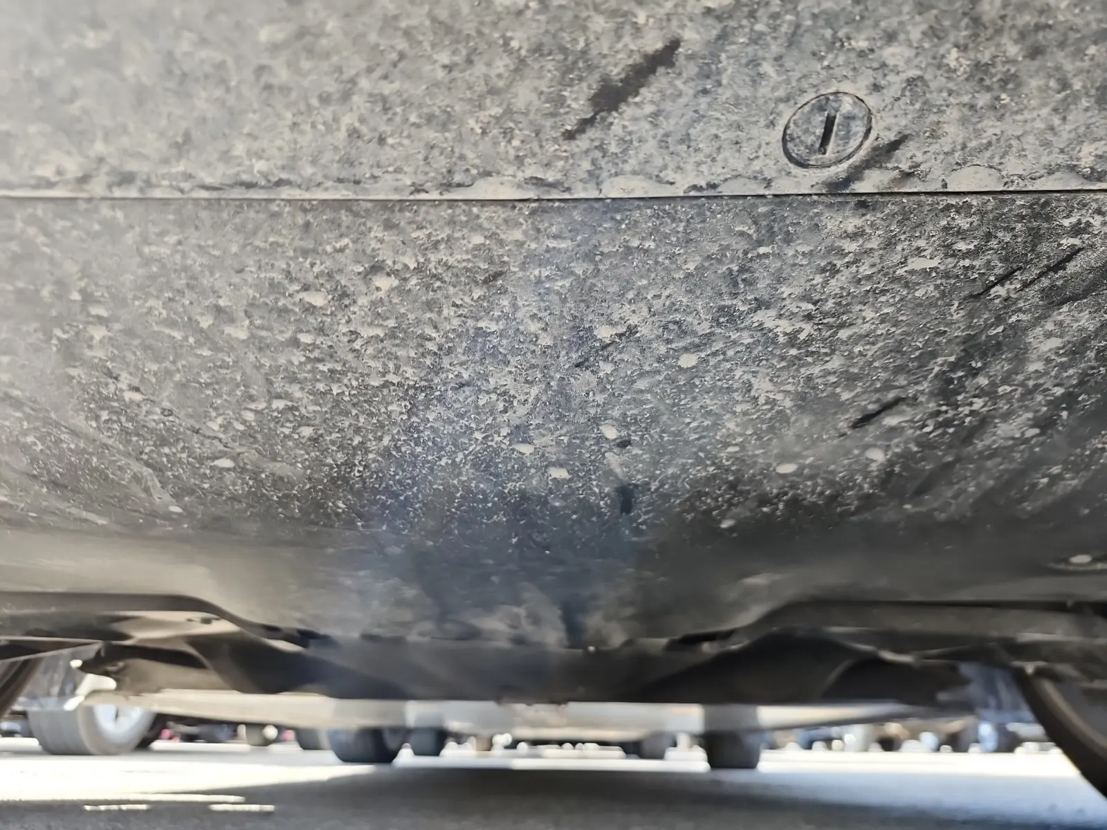 Undercarriage - Rear Photo