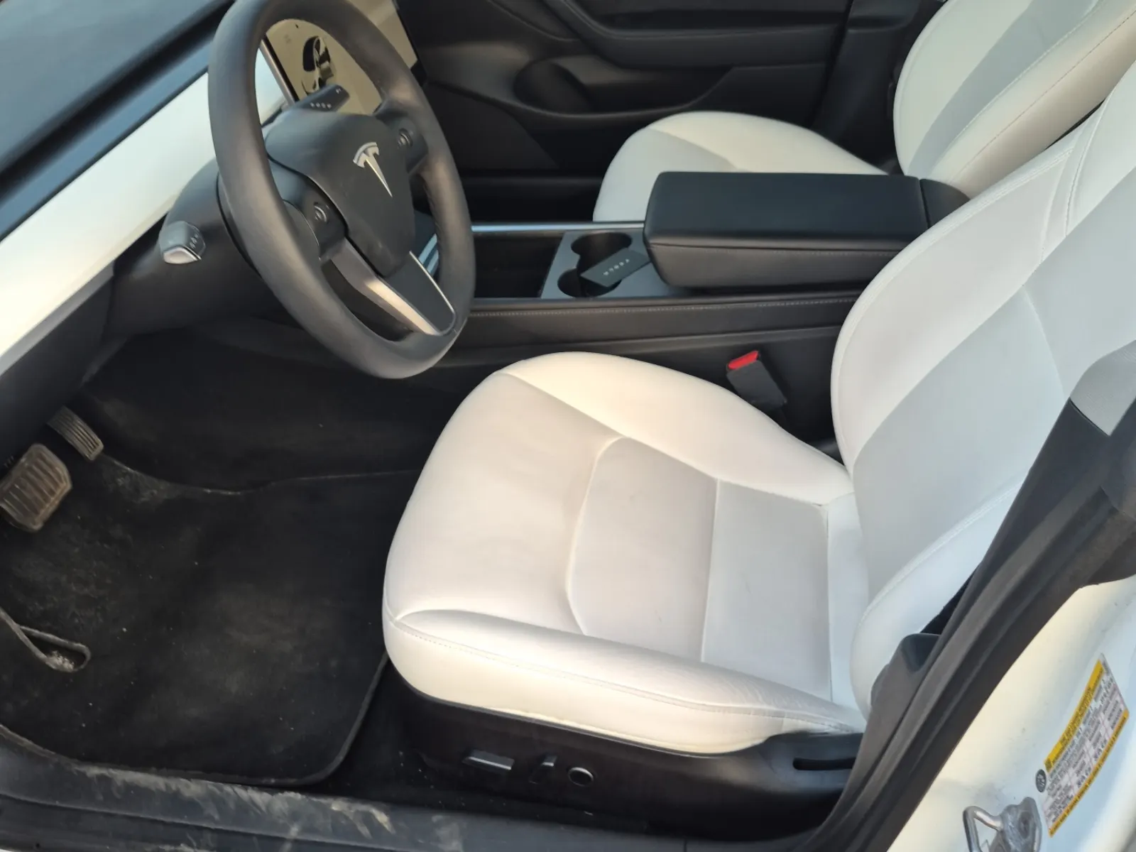 Front Interior Photo