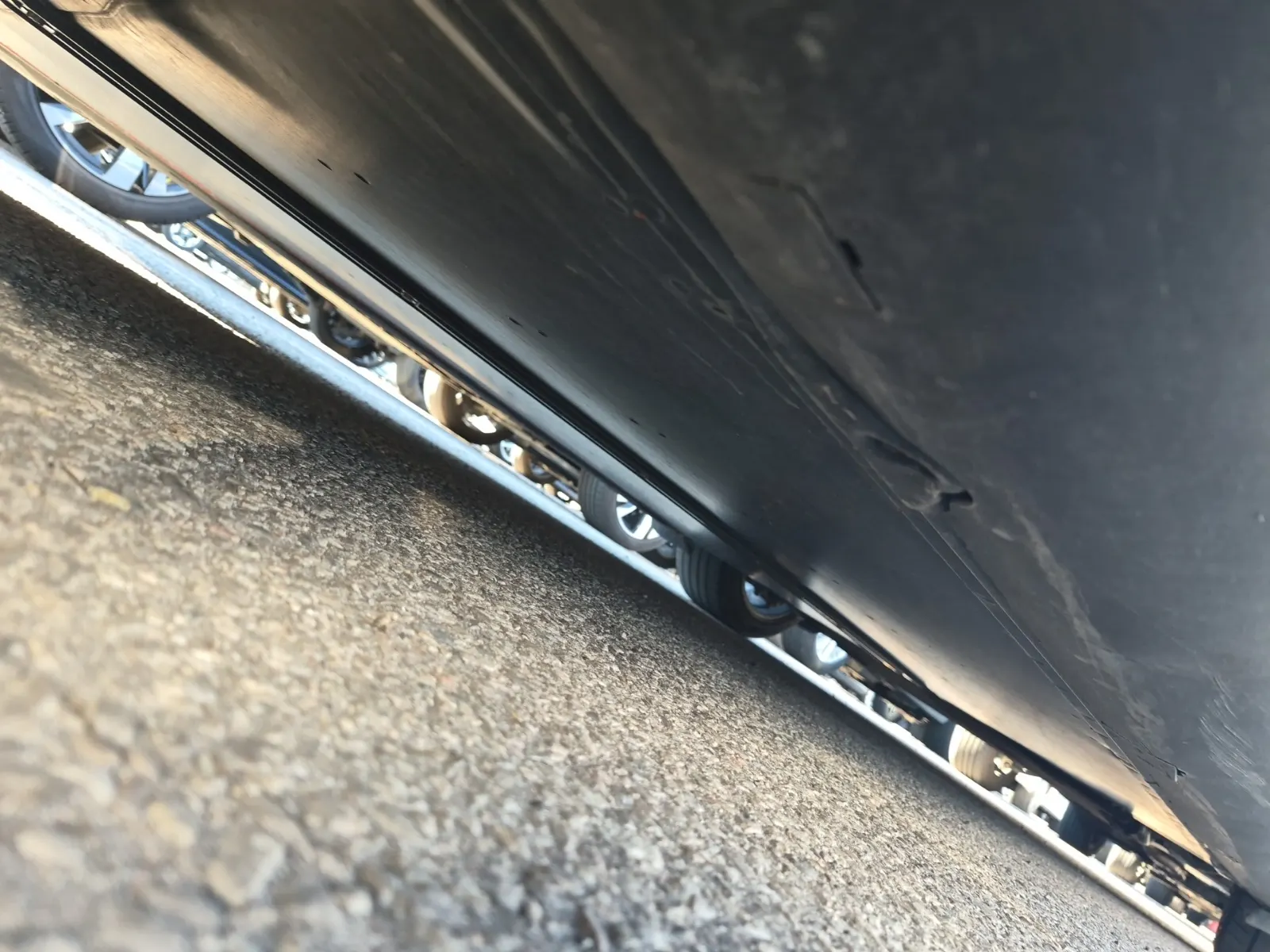Undercarriage - Passenger Photo