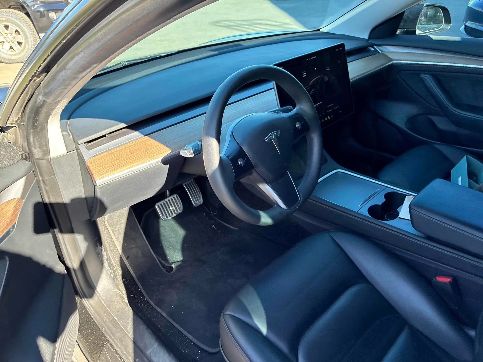 Interior driver side