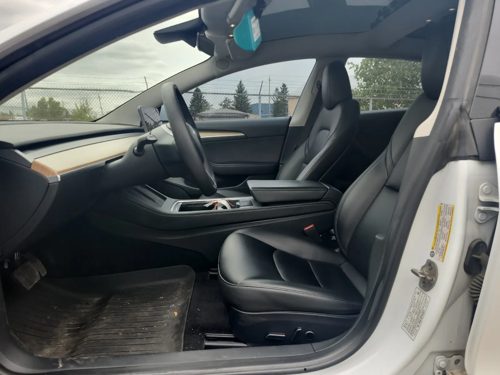 Front Interior Photo