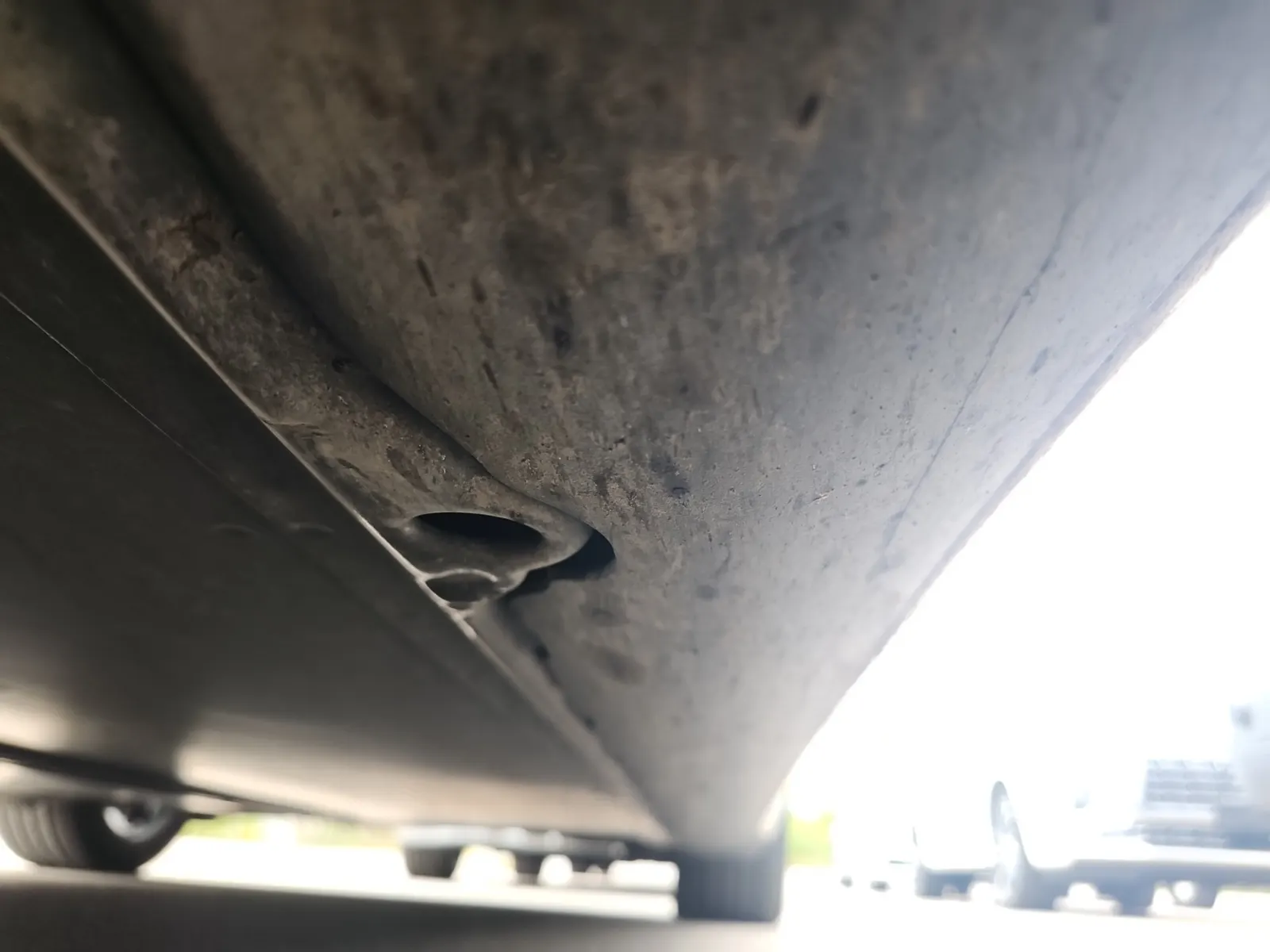 Undercarriage - Driver Photo