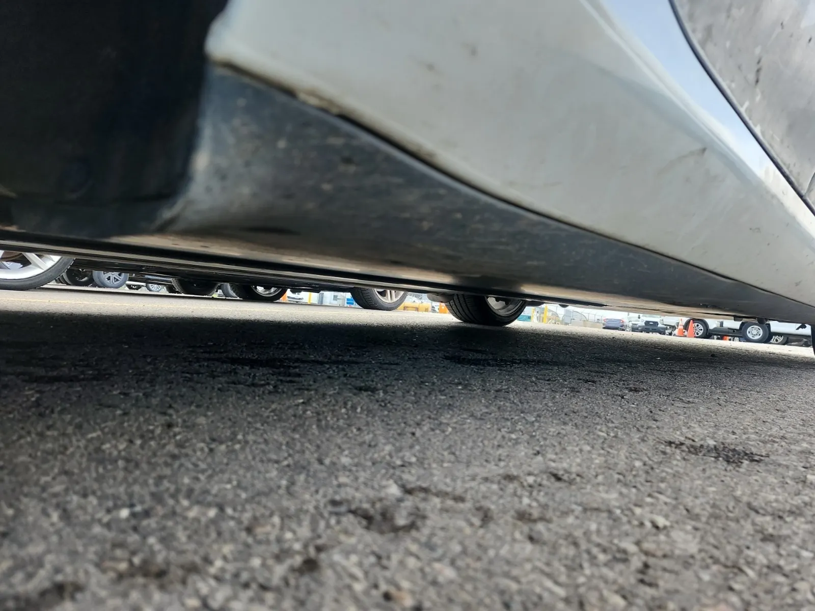 Undercarriage - Passenger Photo