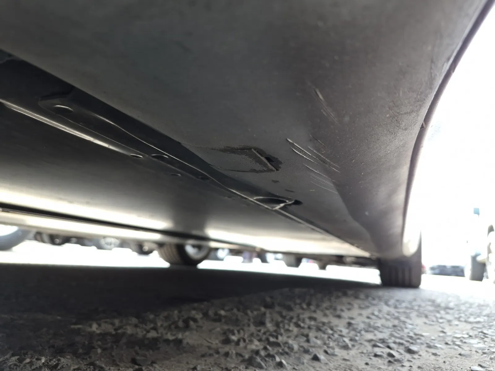 Undercarriage - Passenger Photo