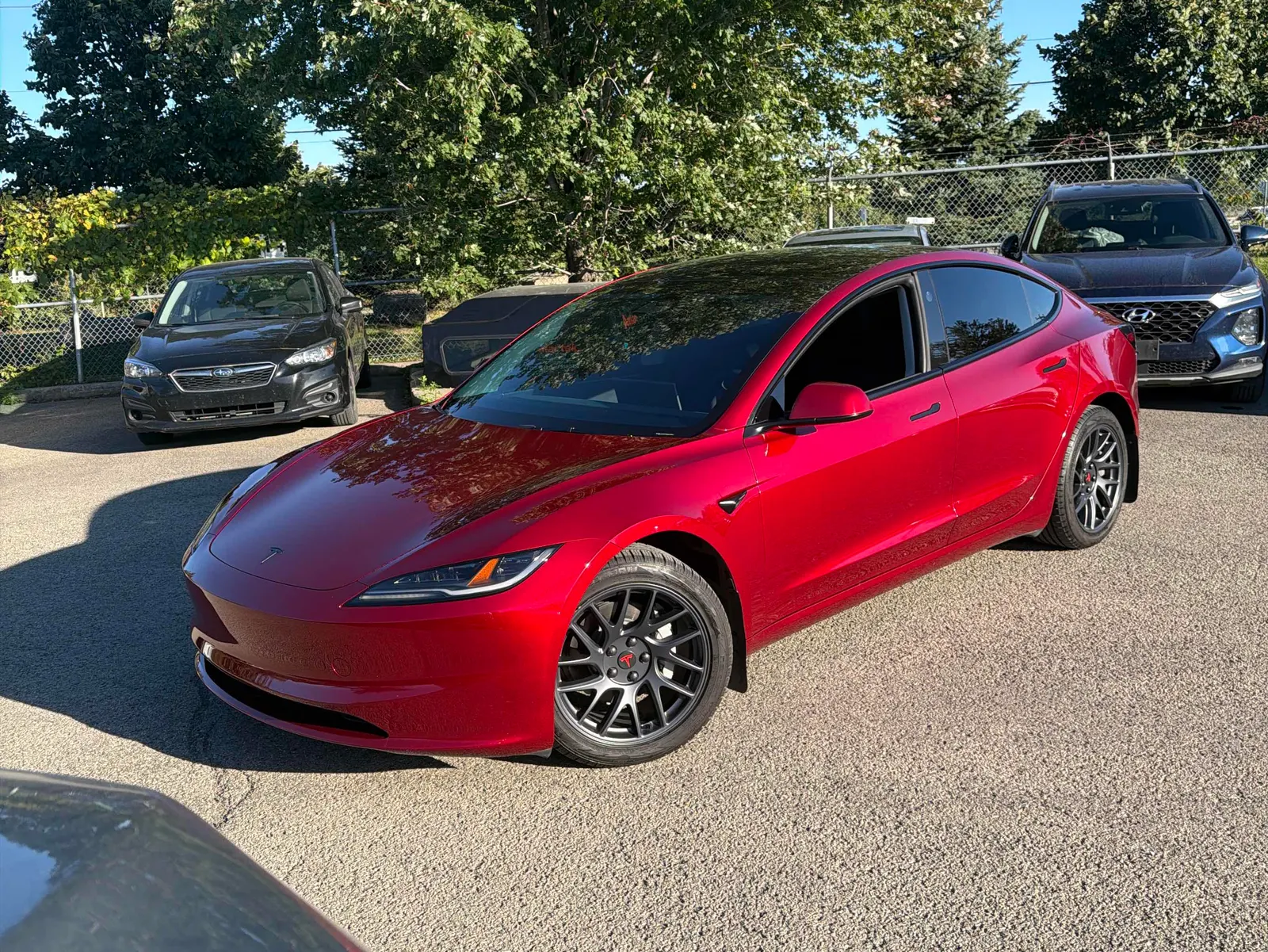 3/4 Front (Main image)