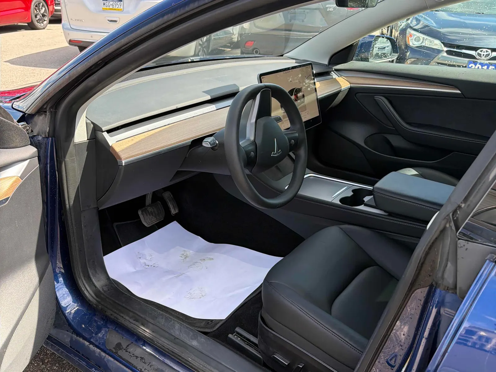 Interior driver side