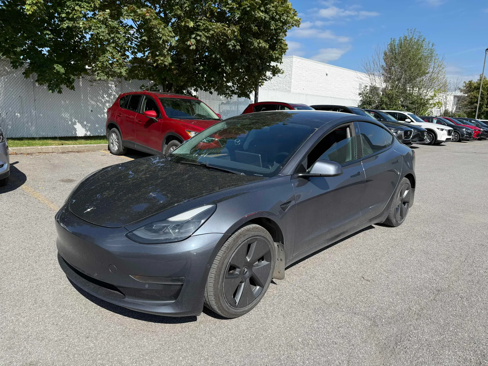 3/4 Front (Main image)
