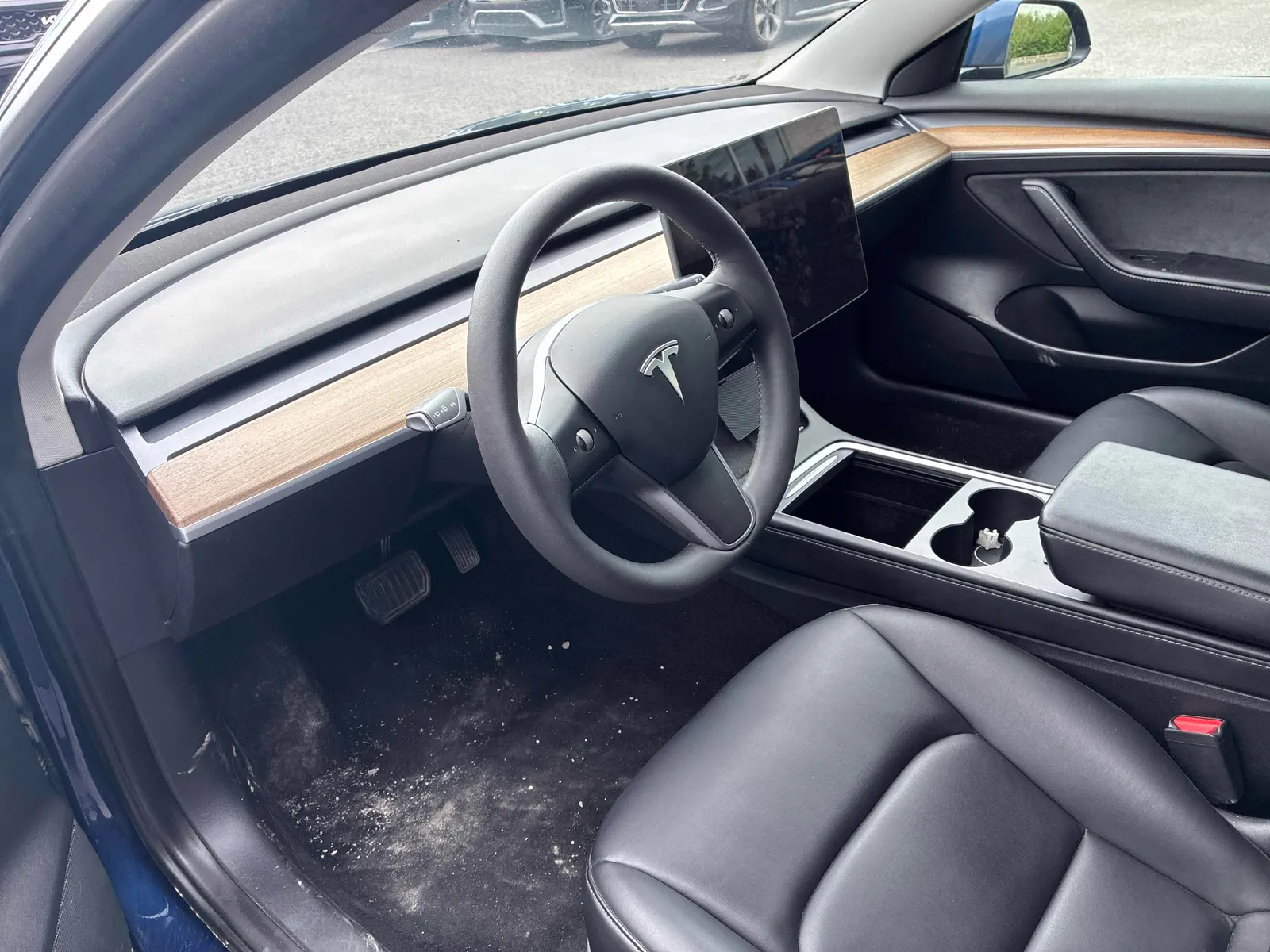 Interior driver side