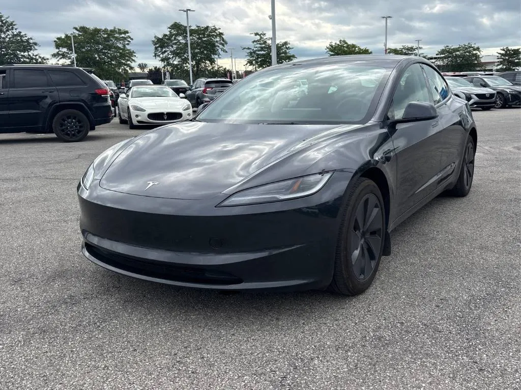 2025 Tesla Model 3