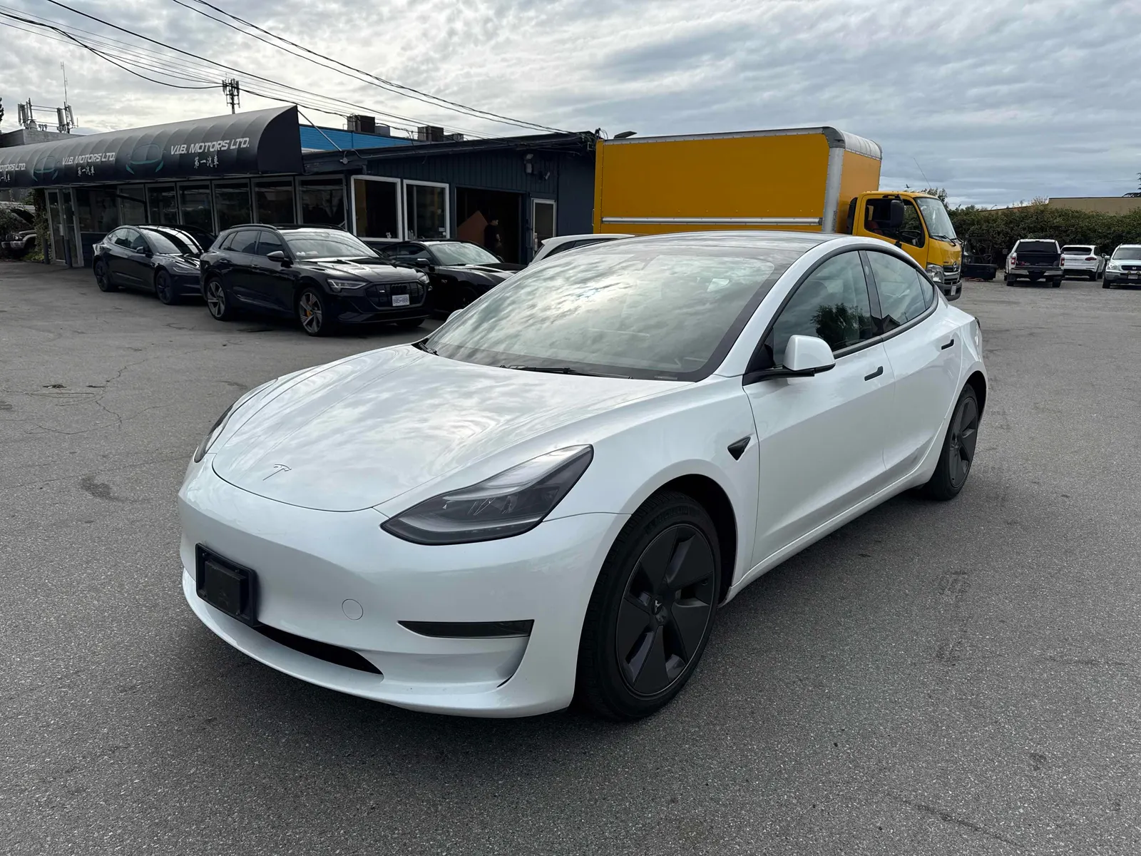2023 Tesla Model 3