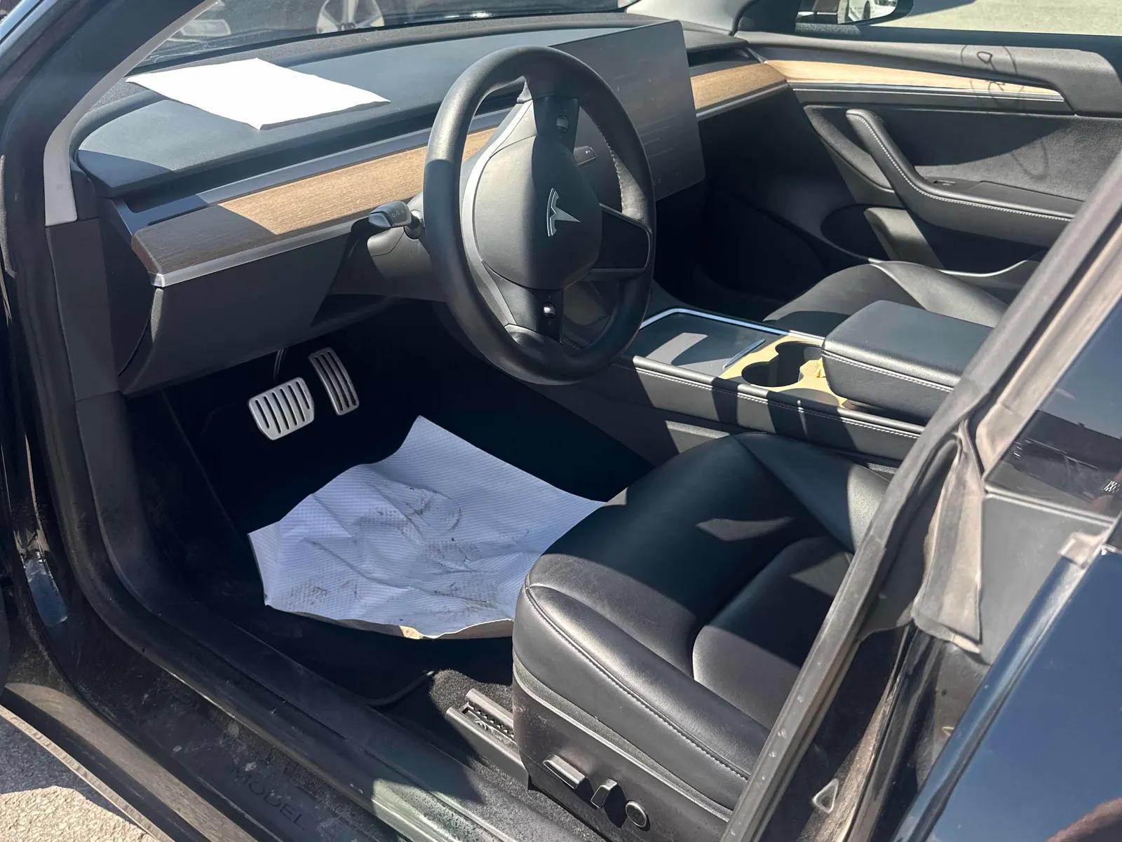 Interior driver side