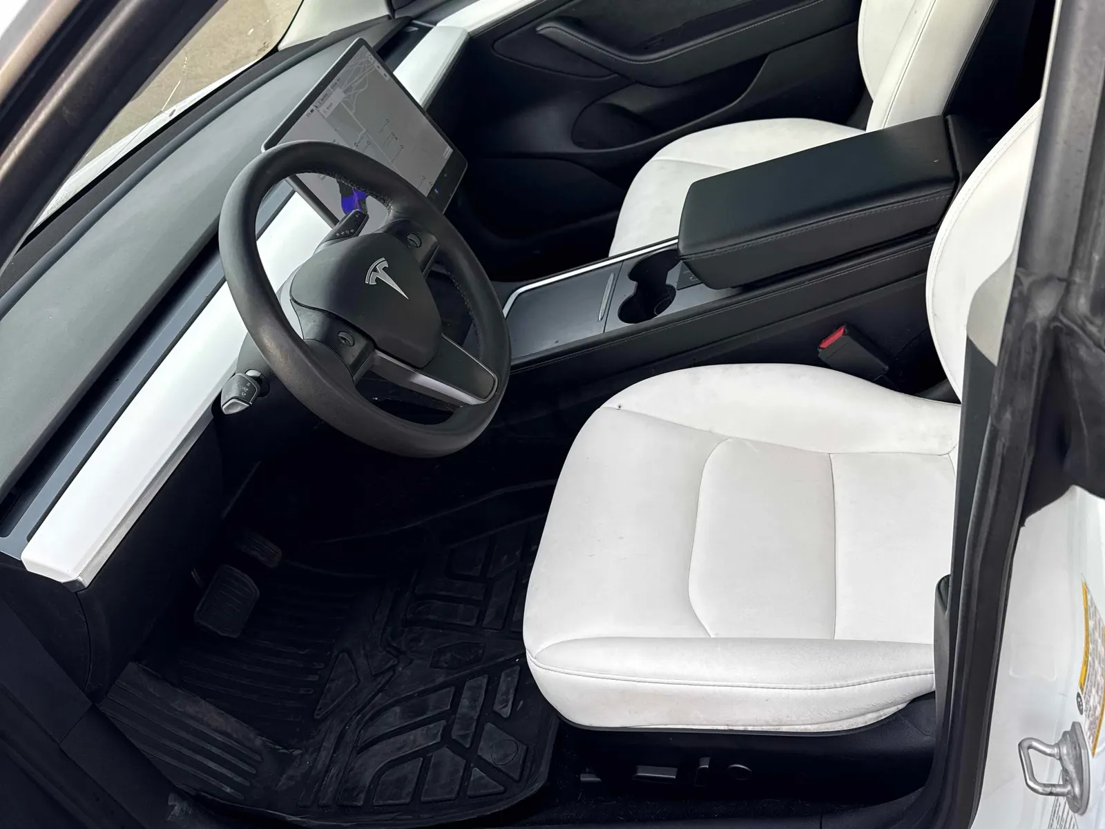 Interior driver side