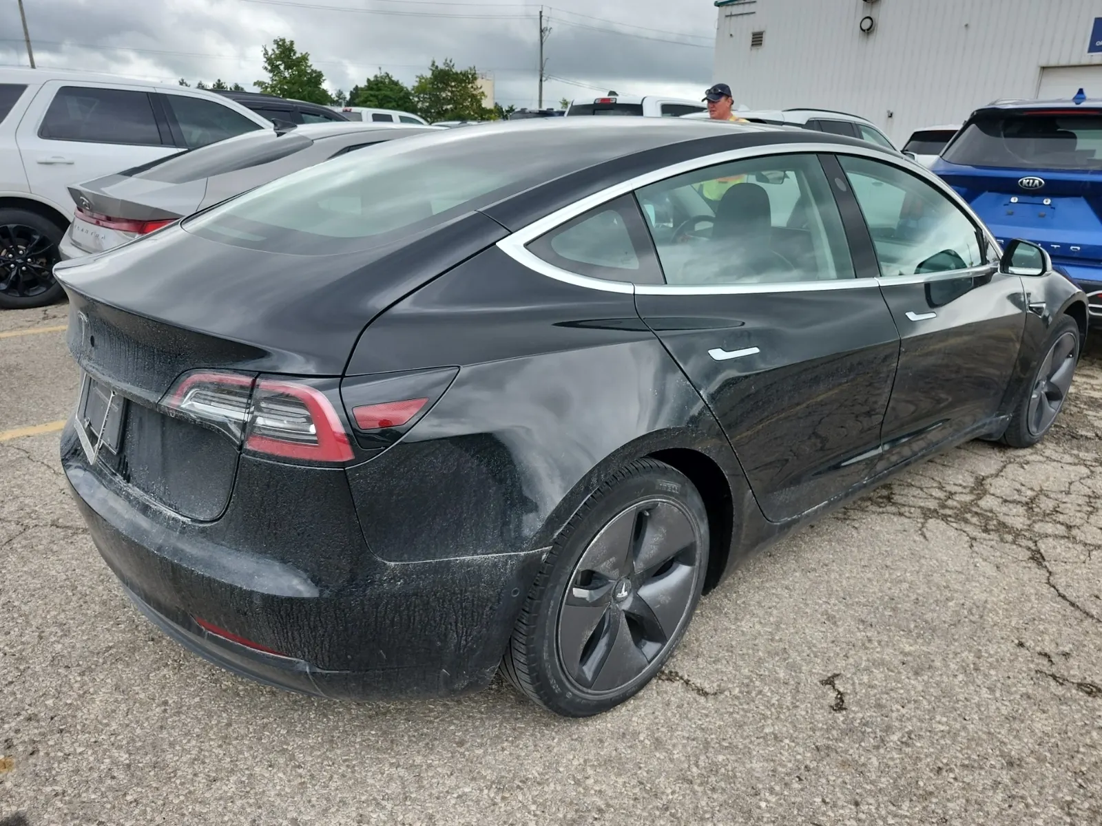 Passenger Rear 3/4 Photo