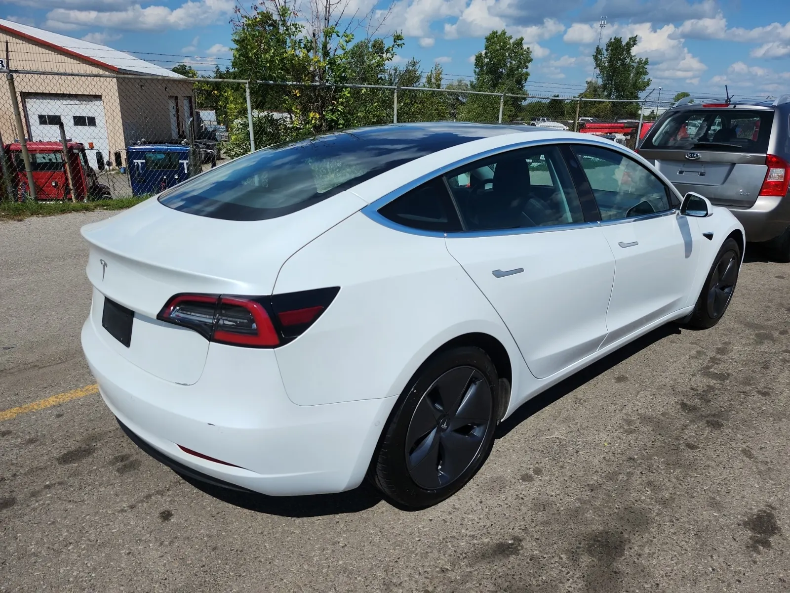 Passenger Rear 3/4 Photo