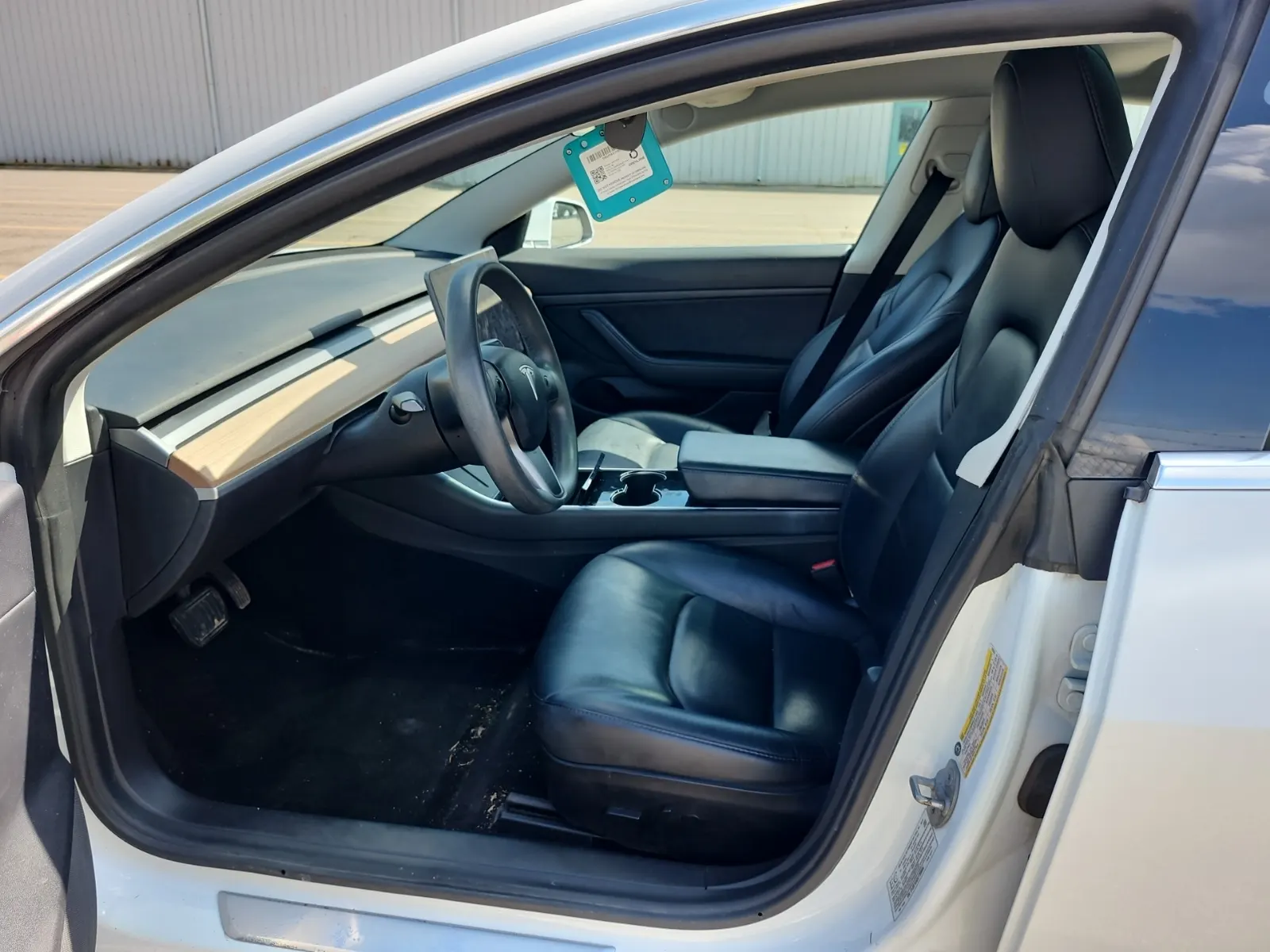 Front Interior Photo