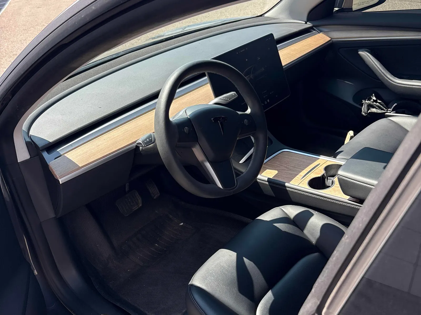Interior driver side