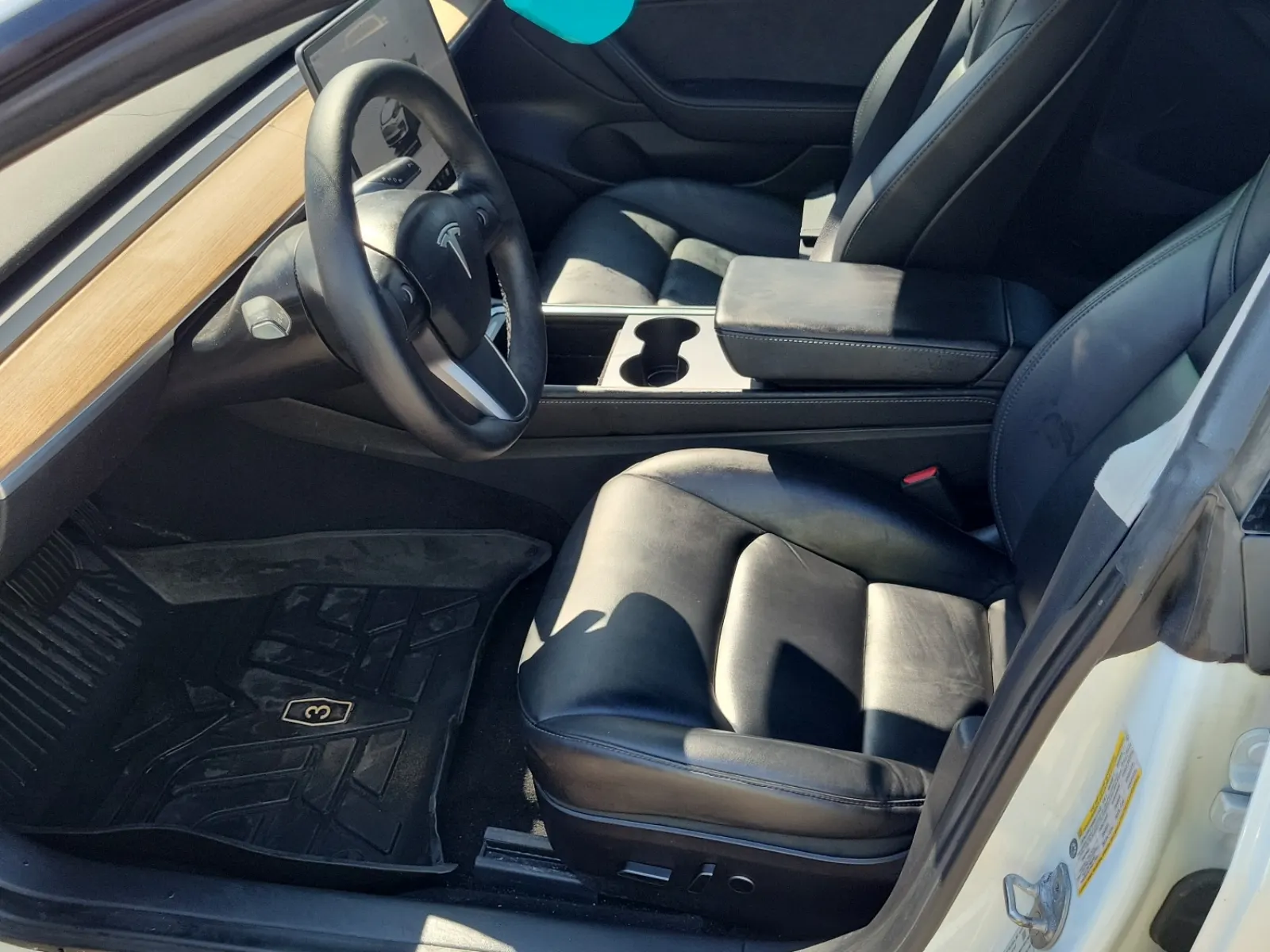 Front Interior Photo