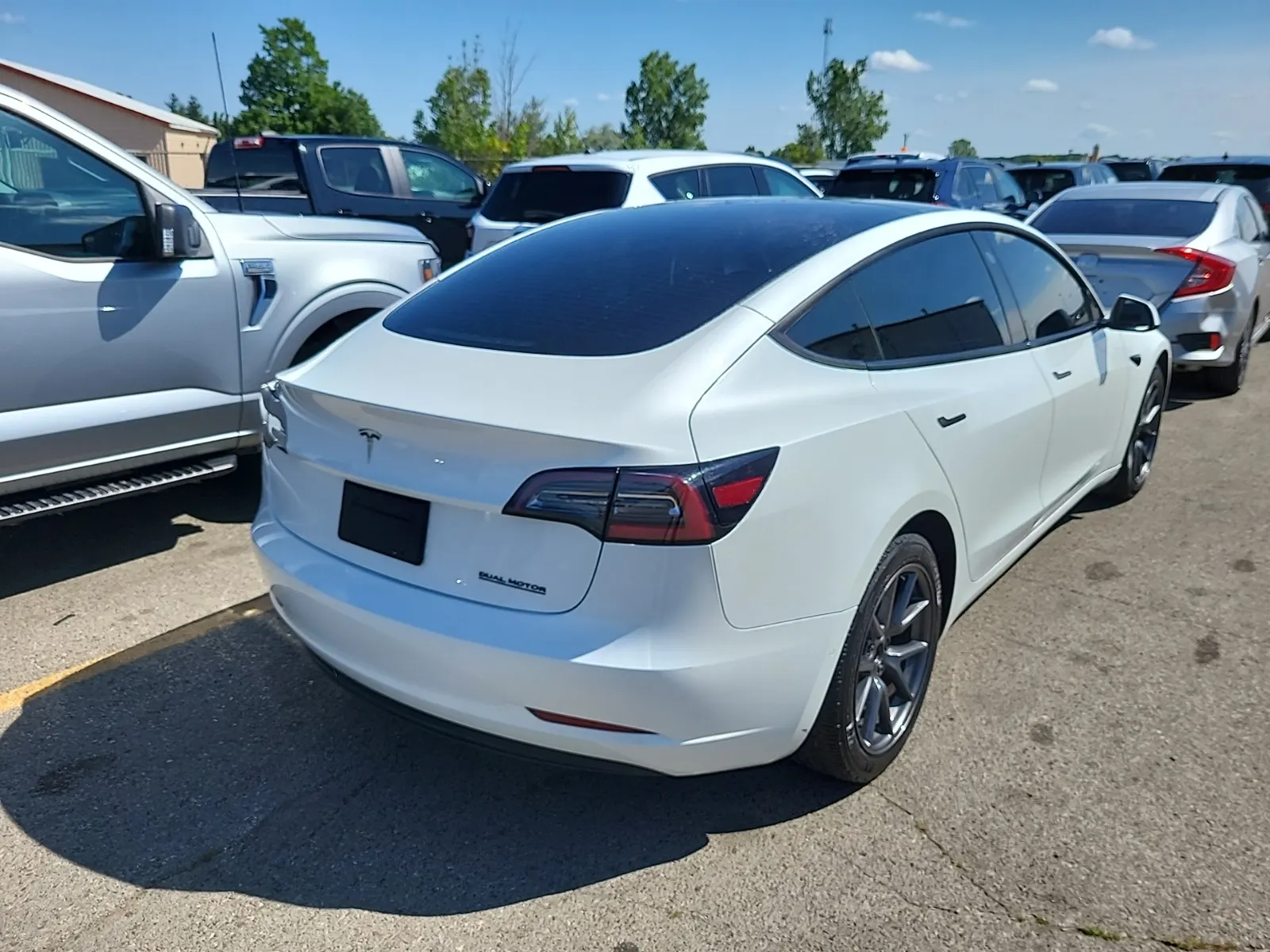 Passenger Rear 3/4 Photo