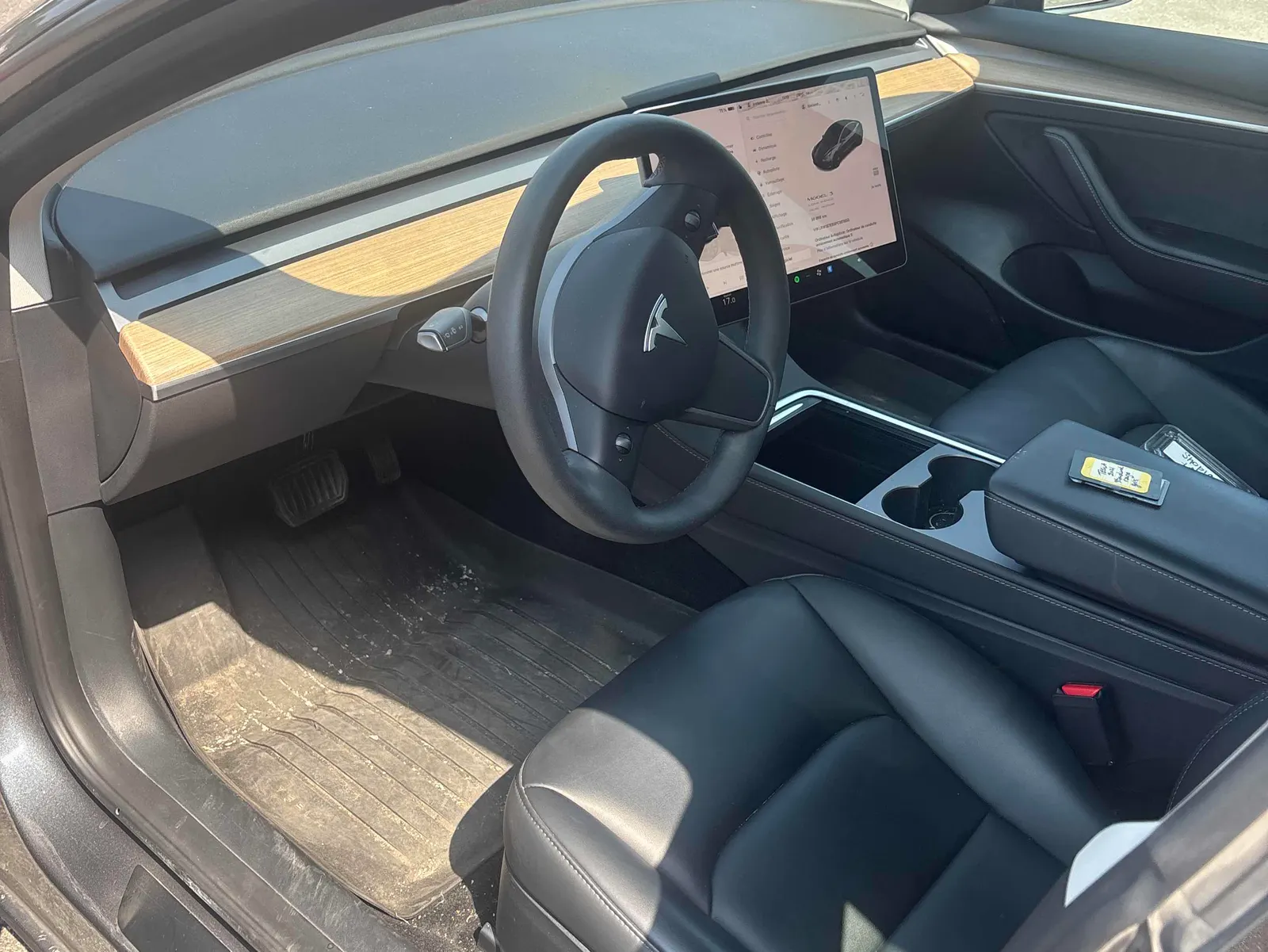 Interior driver side