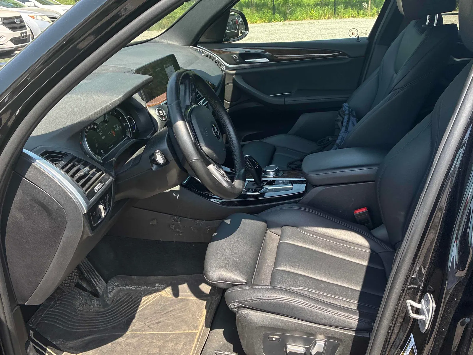Interior driver side