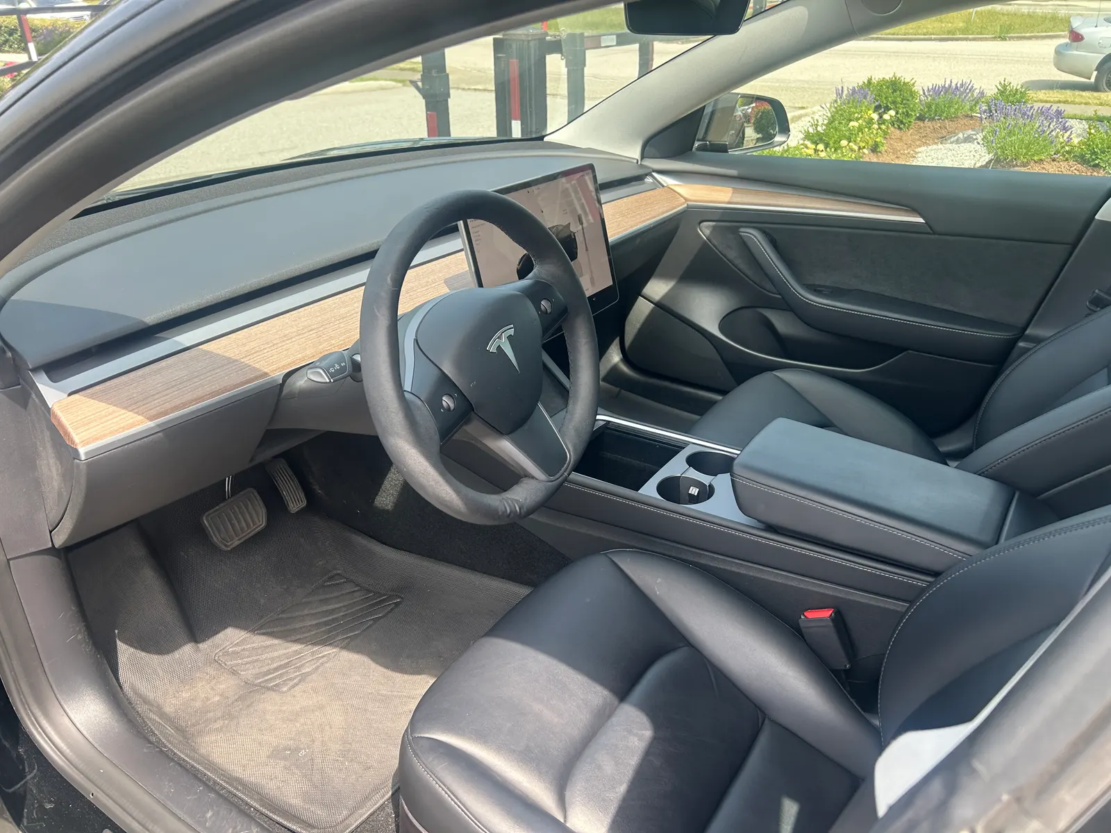 Interior driver side