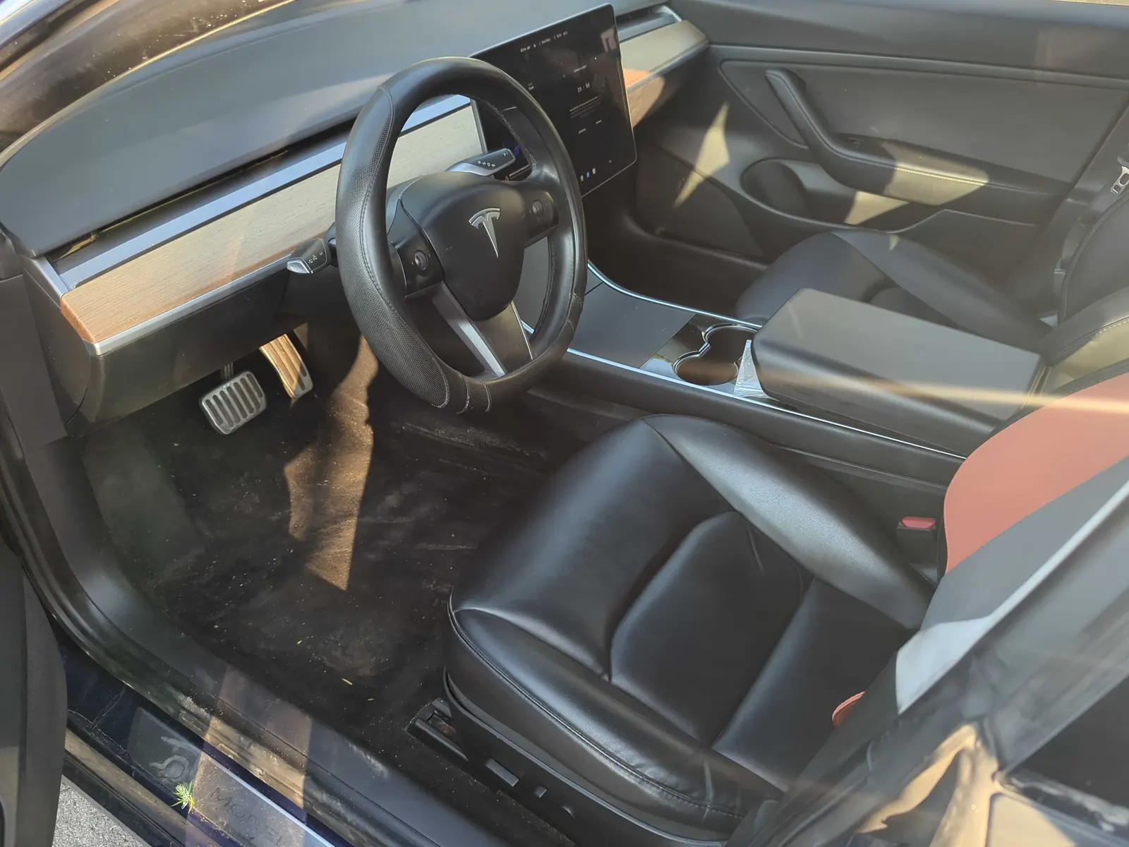 Interior driver side