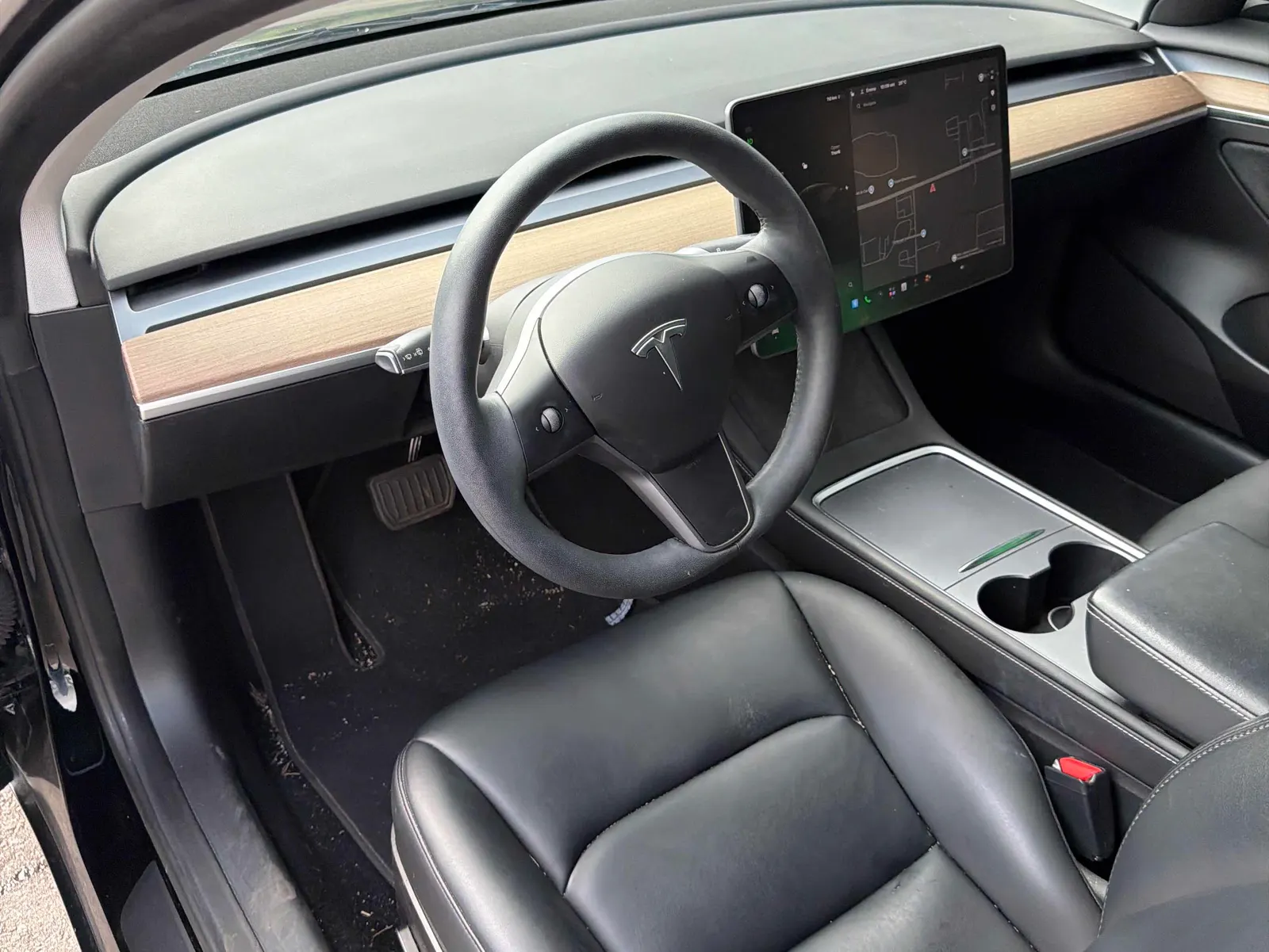 Interior driver side