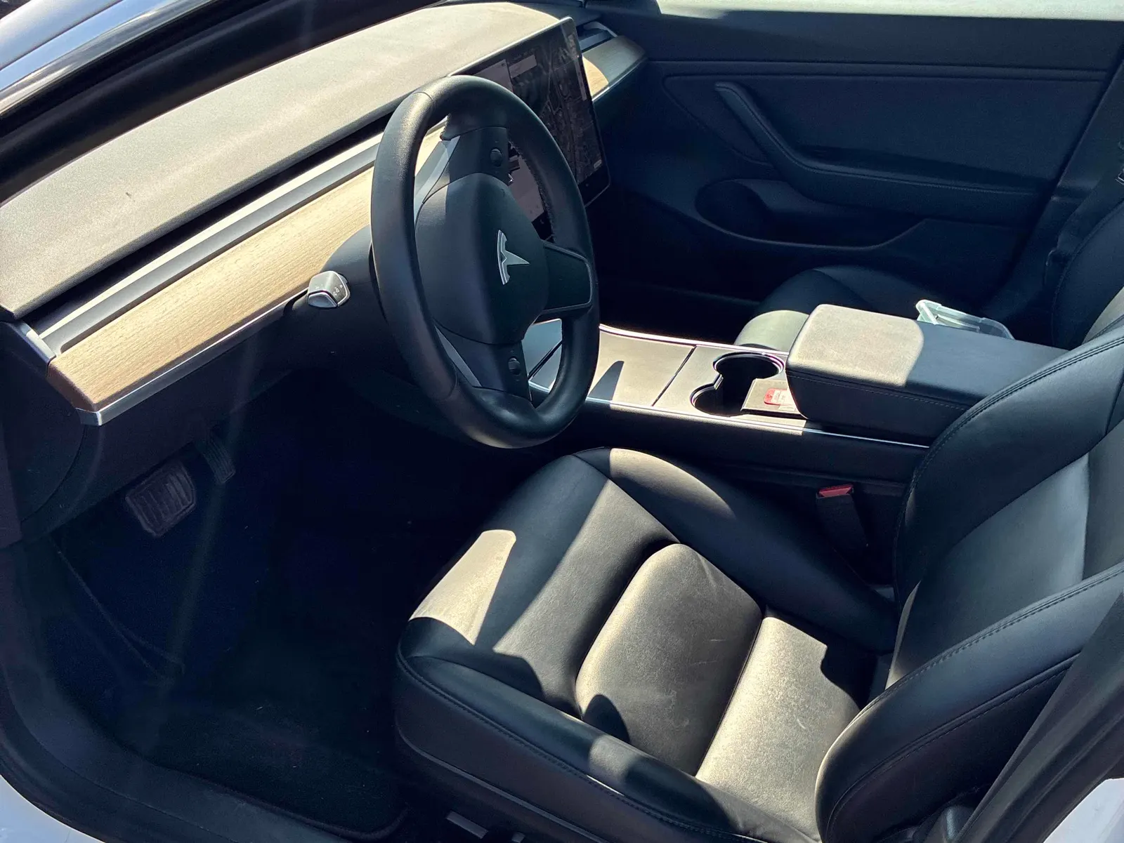 Interior driver side