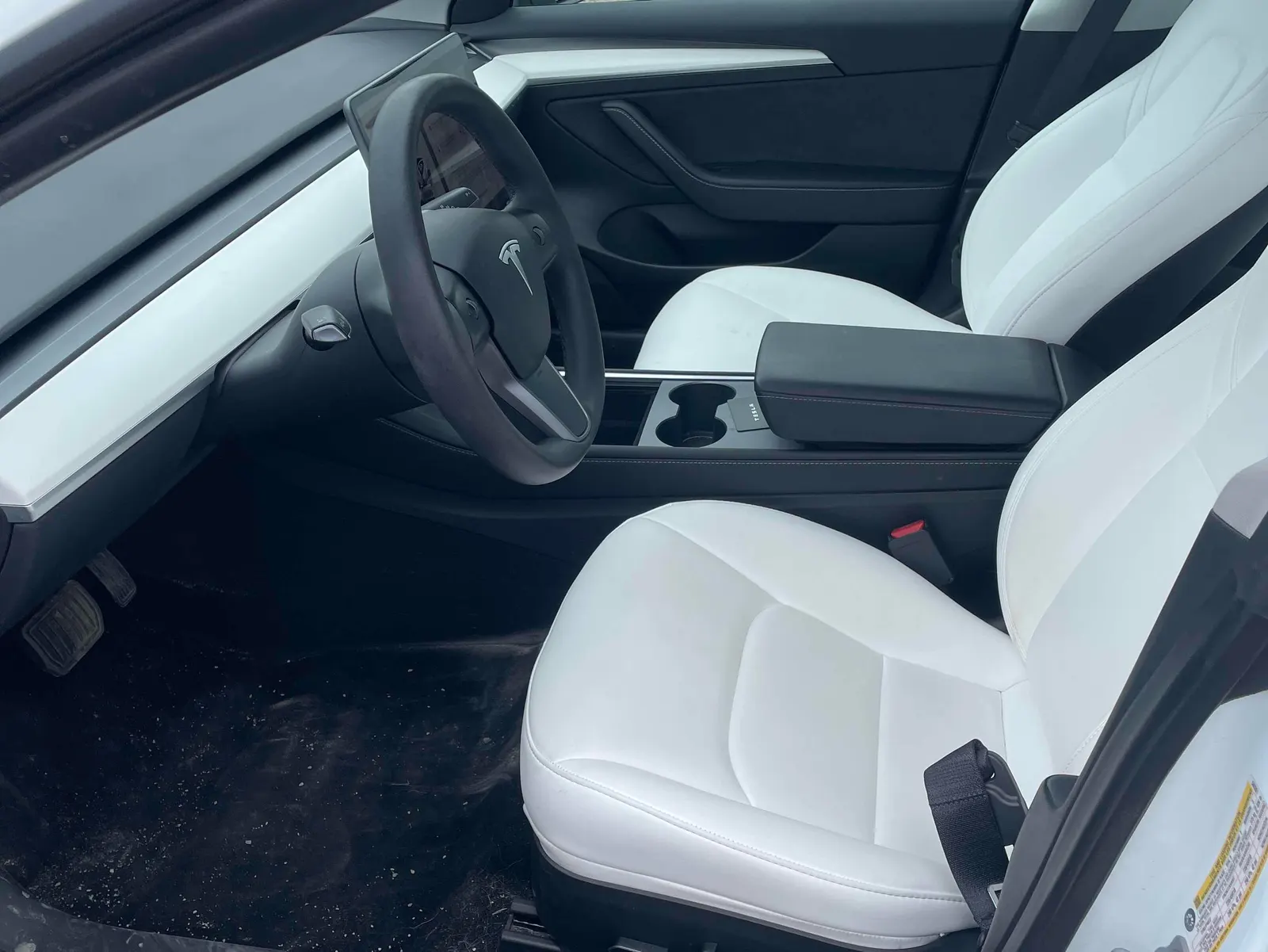 Interior driver side